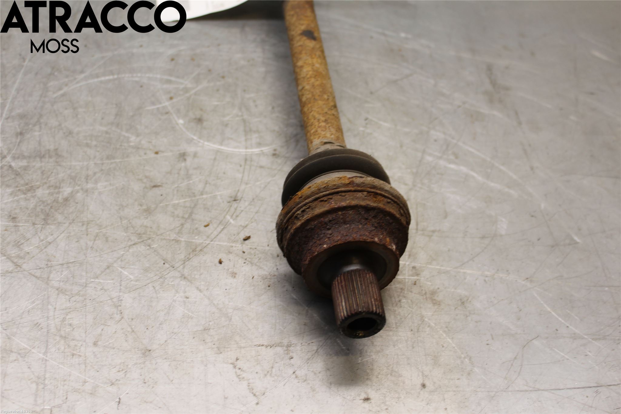 Volkswagen VW TIGUAN 07-16 Drivaksel Bak Kompl Venstre