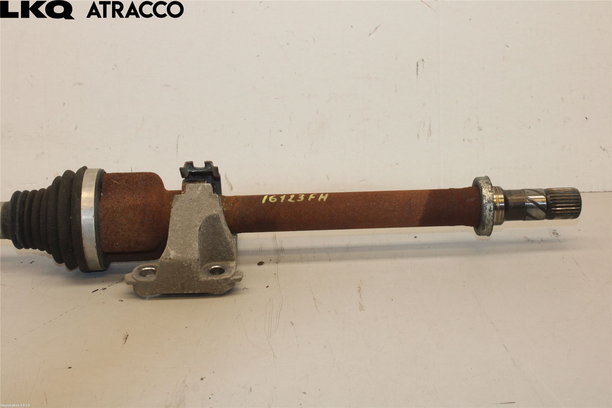 Renault ZOE/E-TECH 13- Drivaksel Foran Kompl Høyre