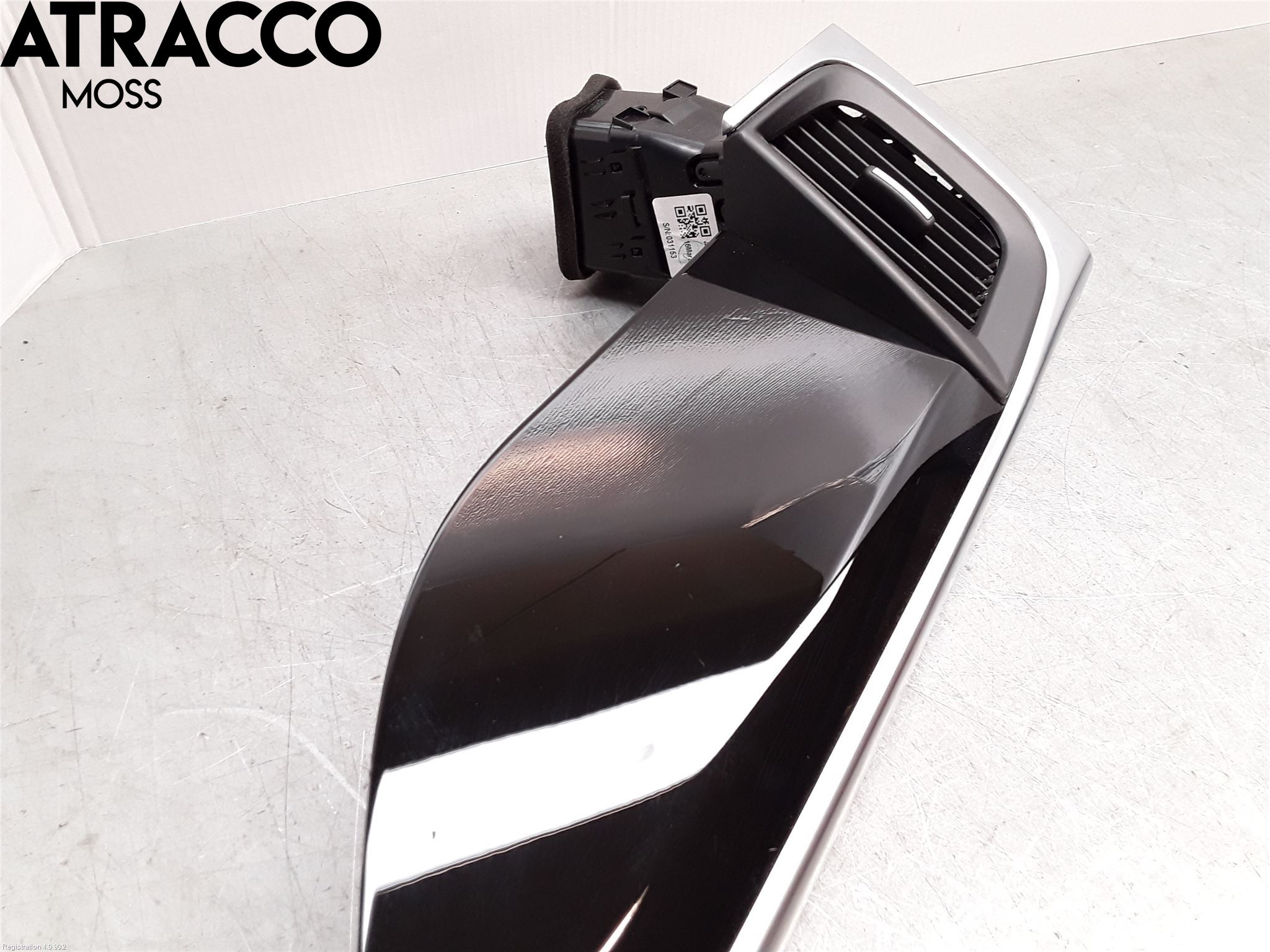 Jaguar I-PACE 18- Dashbord Kanal - Dyse