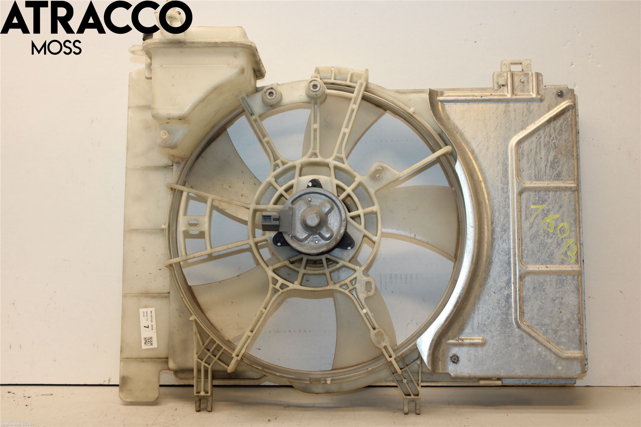 Toyota YARIS XP130 12-14 Kjølevifte Elektrisk