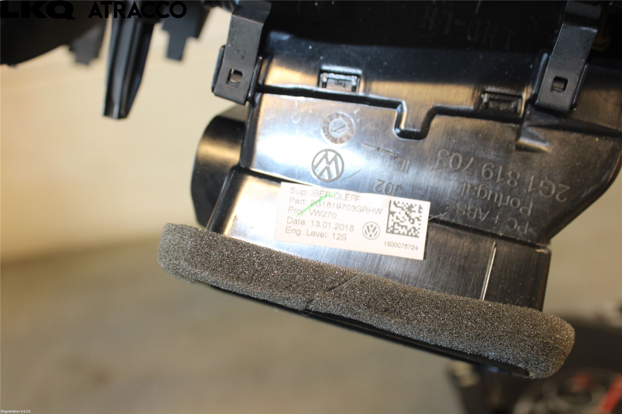 Volkswagen VW POLO VI 18->> Instrument Ramme