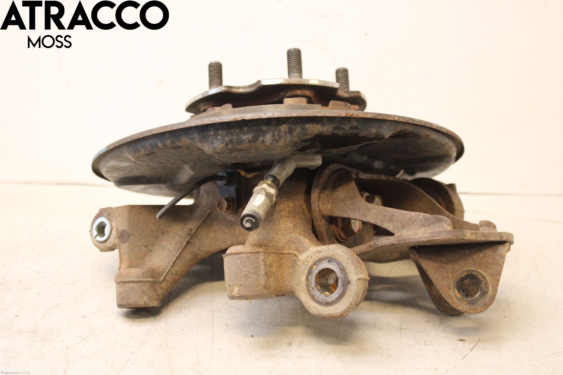 Toyota RAV4 13-18 Spindel Vb