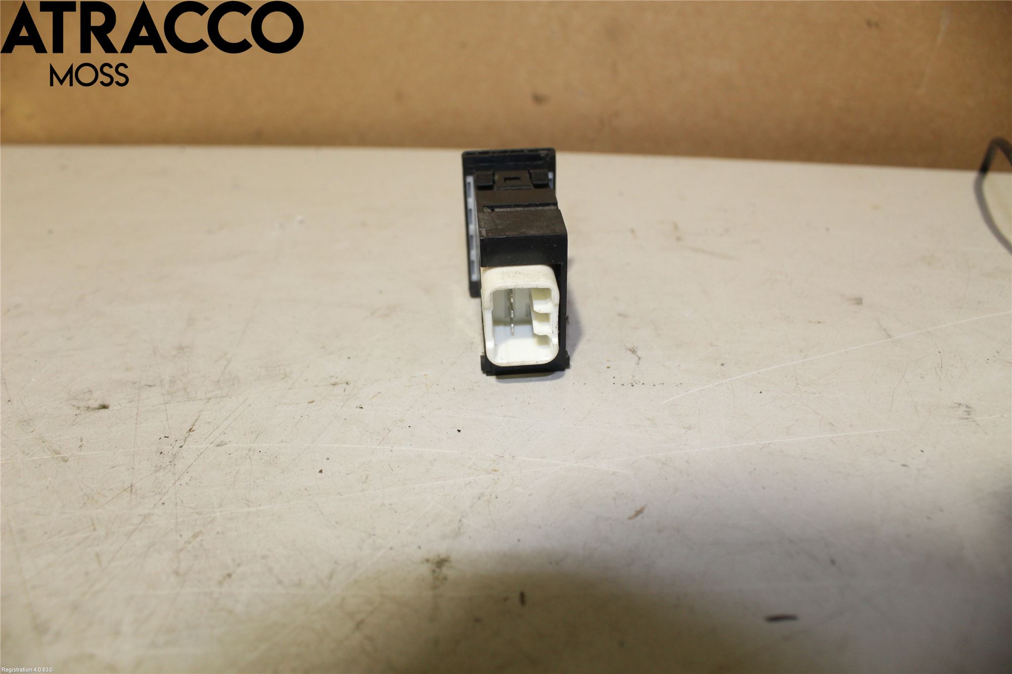 Toyota HI-ACE 06-12 Bryter Hovedlys