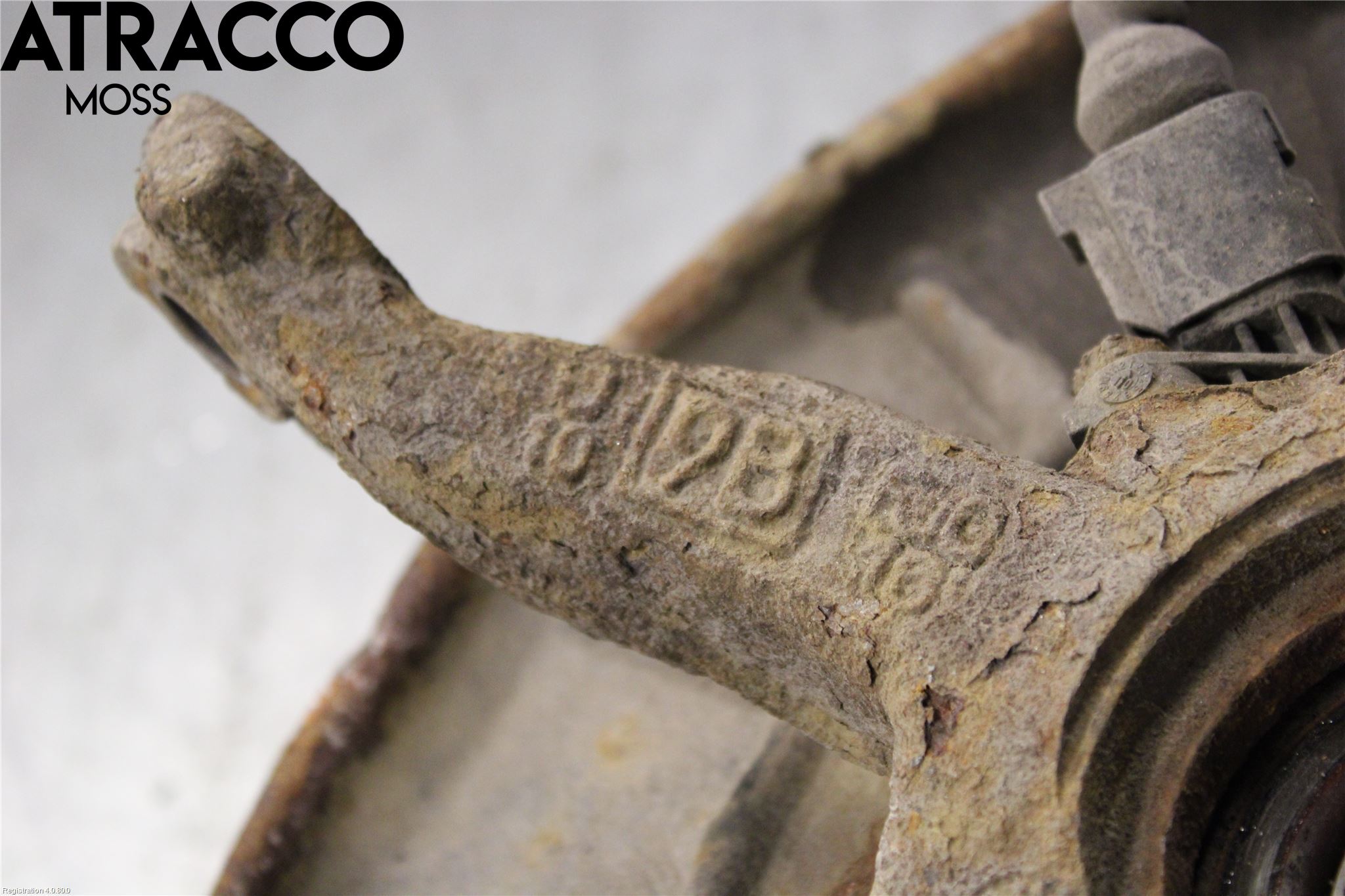 Volkswagen VW GOLF VI 09-13 Spindel Vf