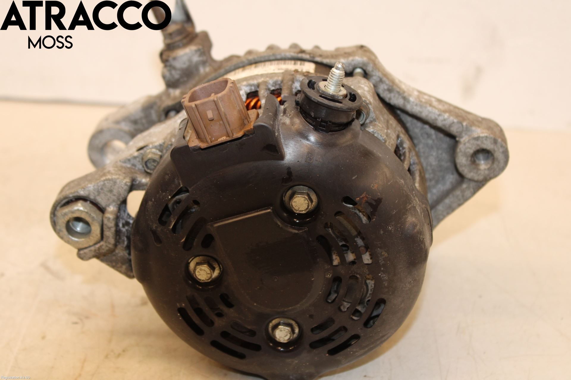 Toyota AVENSIS 09-15 Dynamo