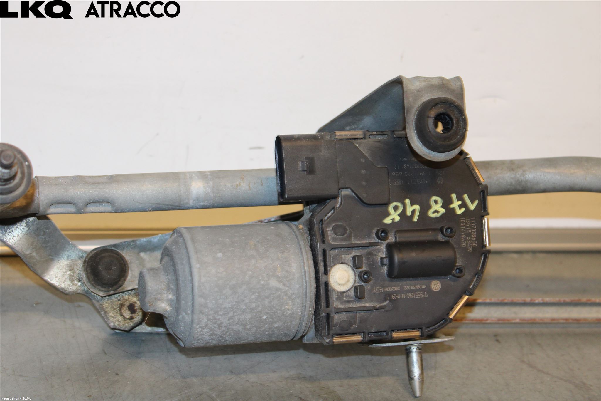 Volkswagen VW TOURAN 10-15 Viskermotor Frontrute