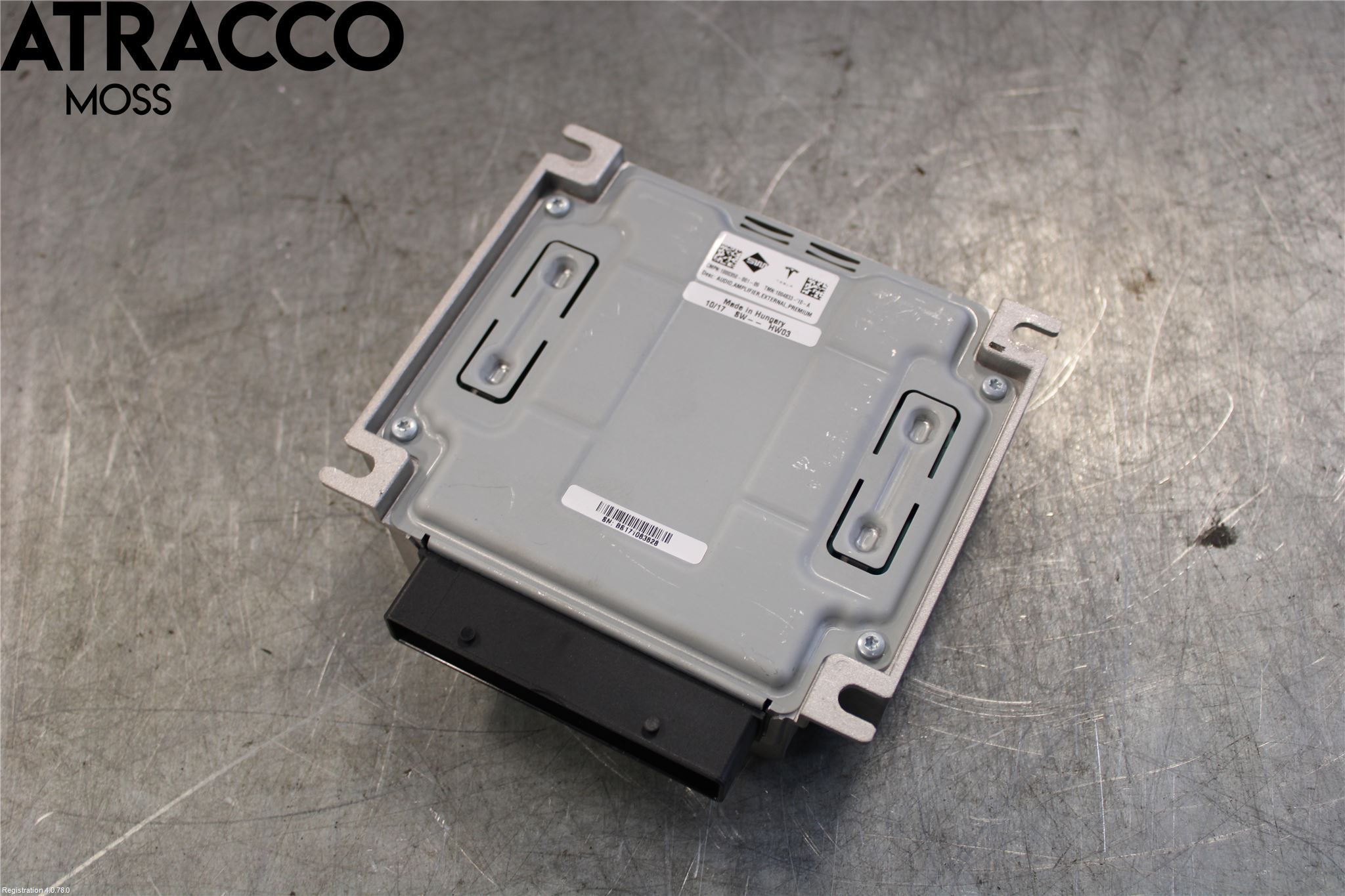 Tesla MODEL X 16- Stereo Forsterker