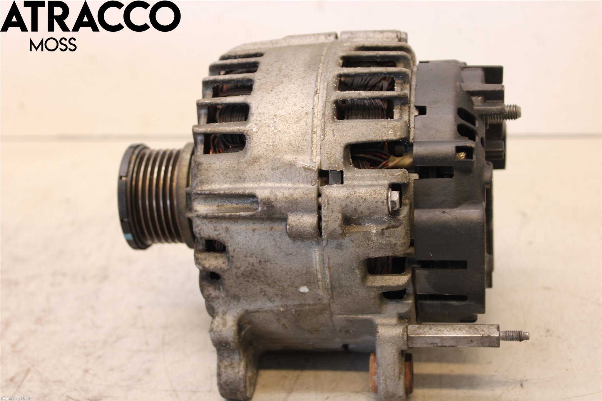 Skoda SUPERB 09-15 Dynamo