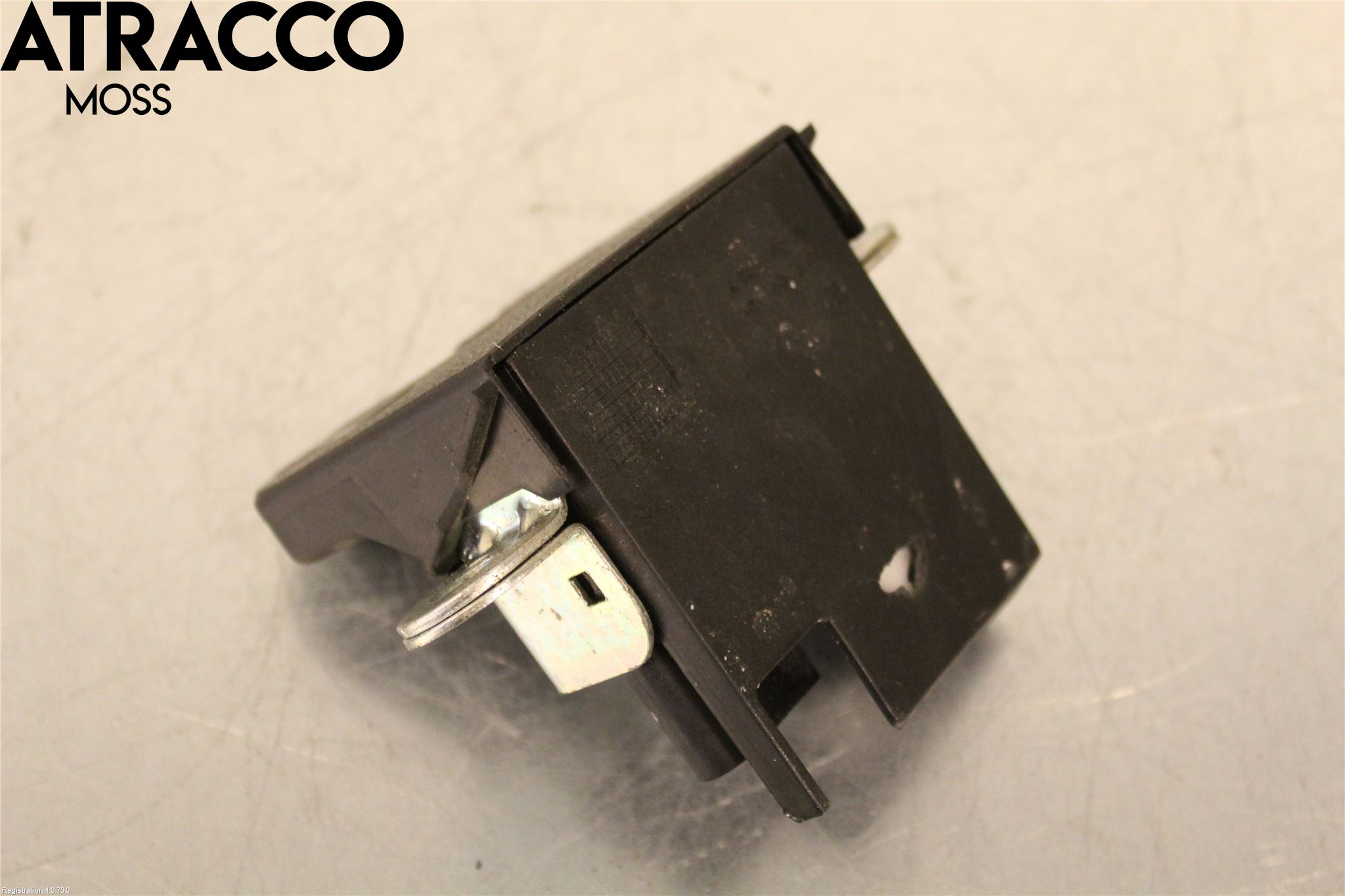 Volkswagen VW GOLF VI 09-13 Bakluke-Lokk Låsekasse