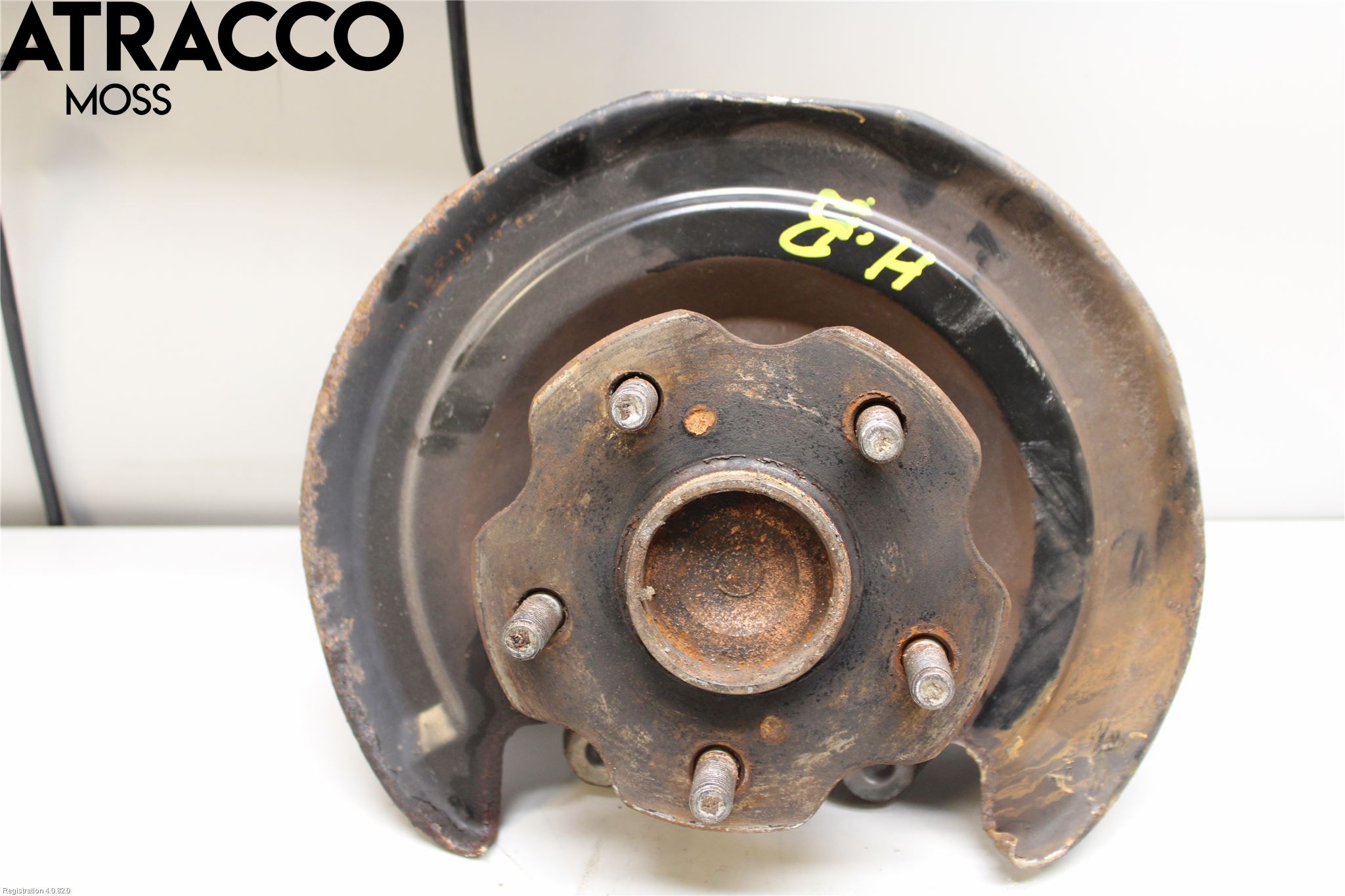 Toyota AURIS 13-19 Spindel Hb