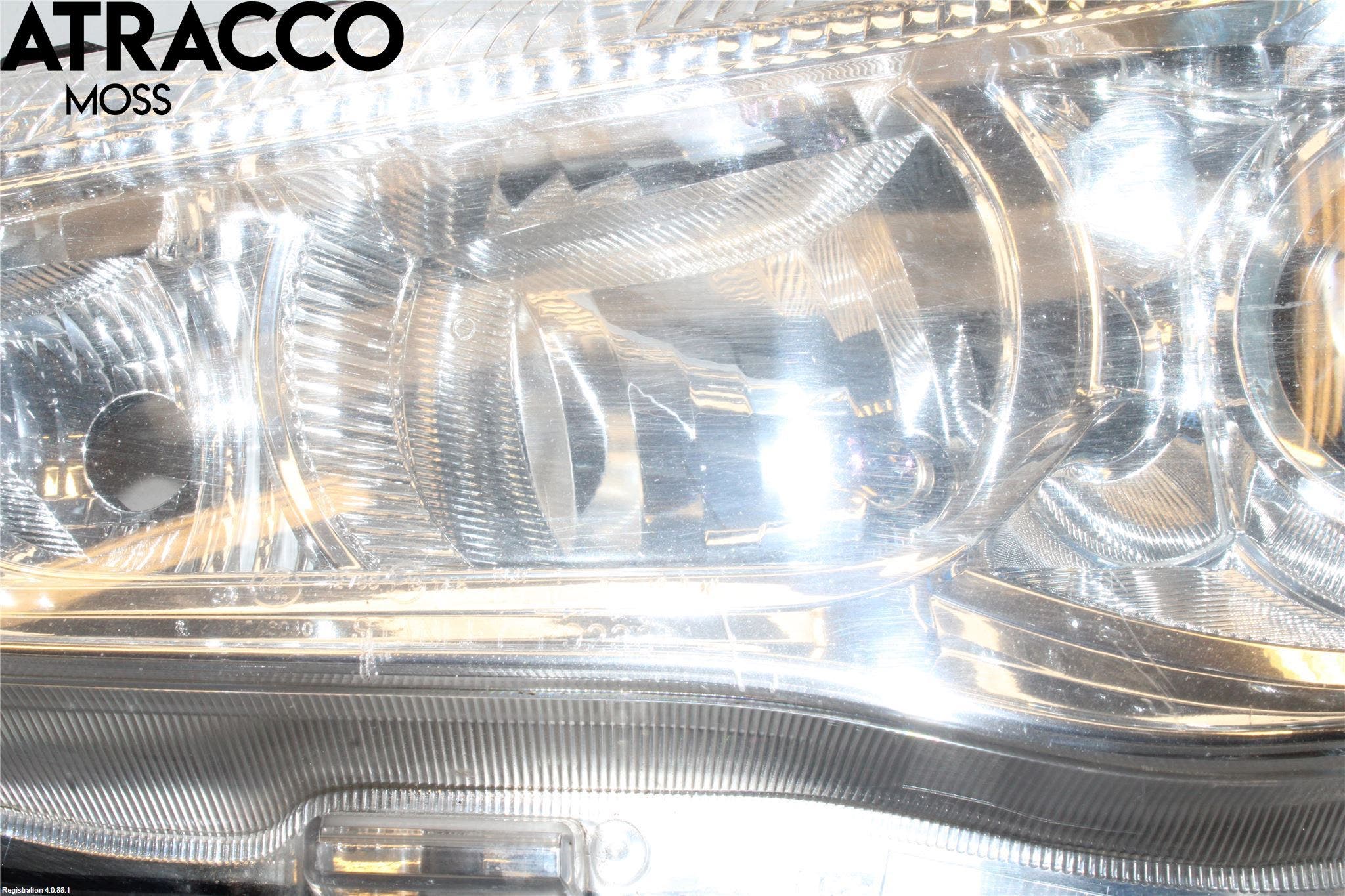 Mitsubishi ASX 10-22 Frontlykt Venstre