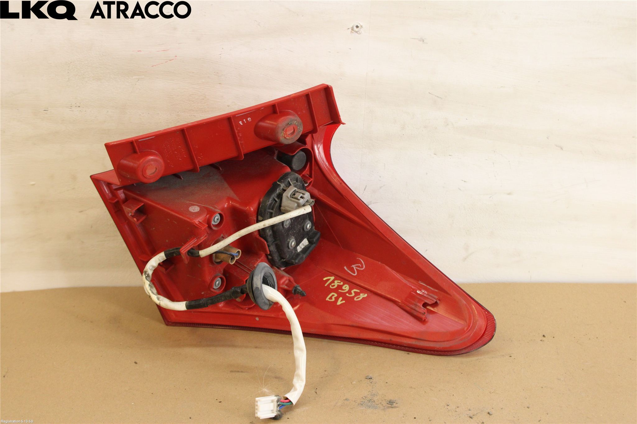 Toyota AURIS 13-19 Baklykt Venstre