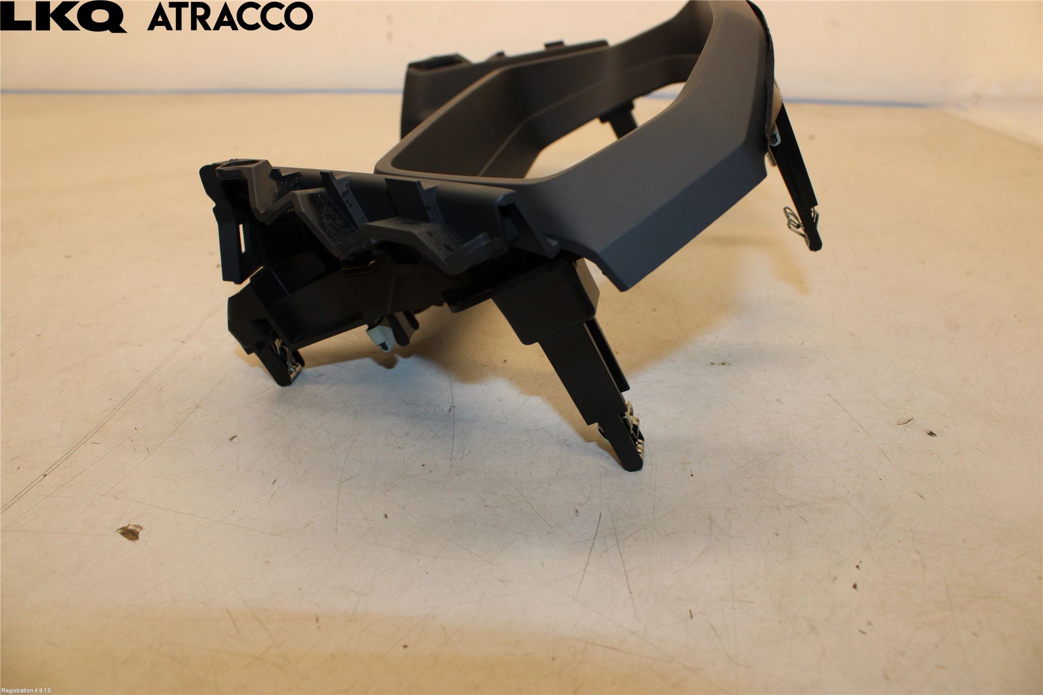 Audi Q4 E-TRON FZ 22- Innr Dekor Instrbord