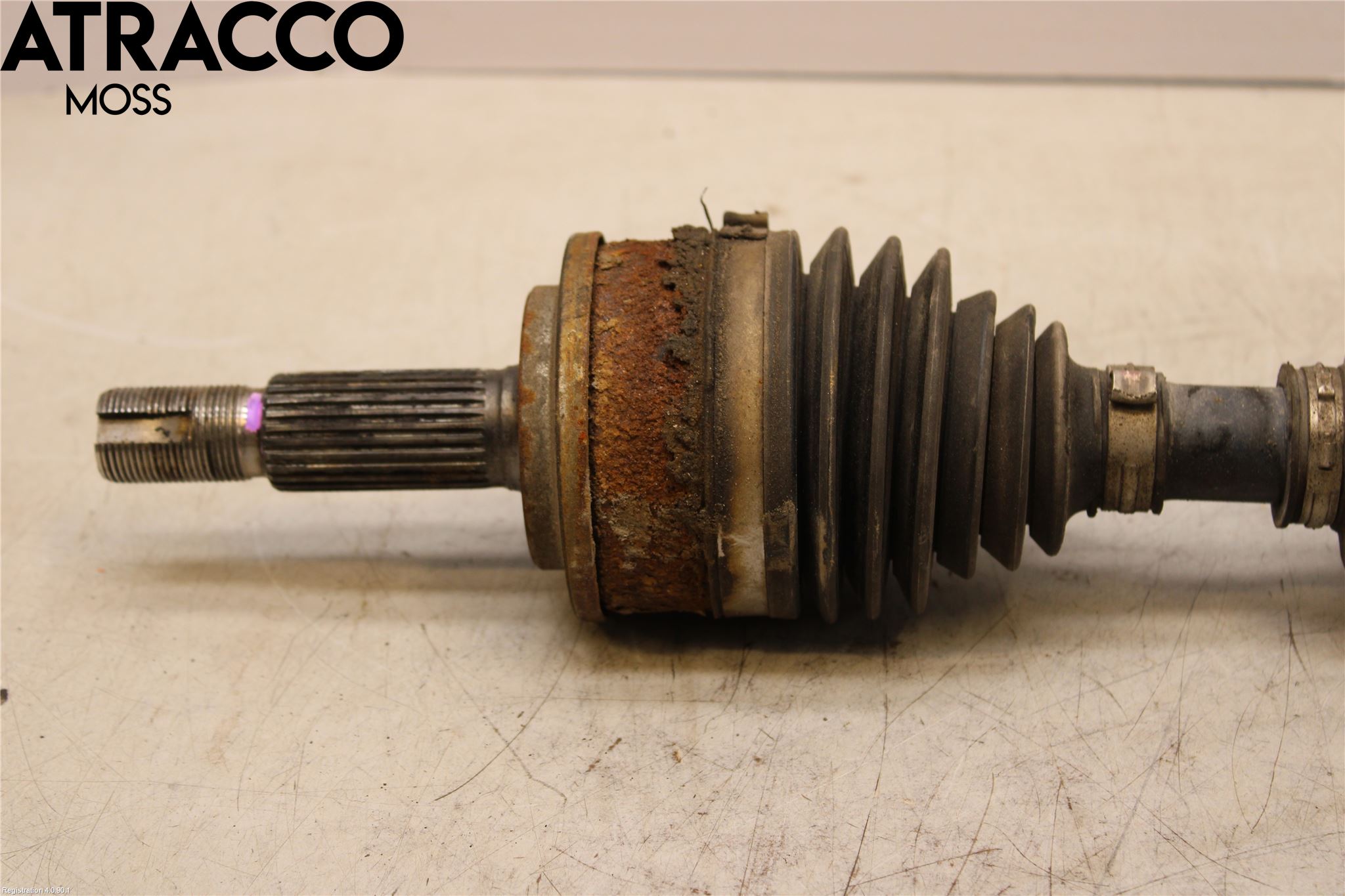 Toyota AURIS 13-19 Drivaksel Foran Kompl Venstre