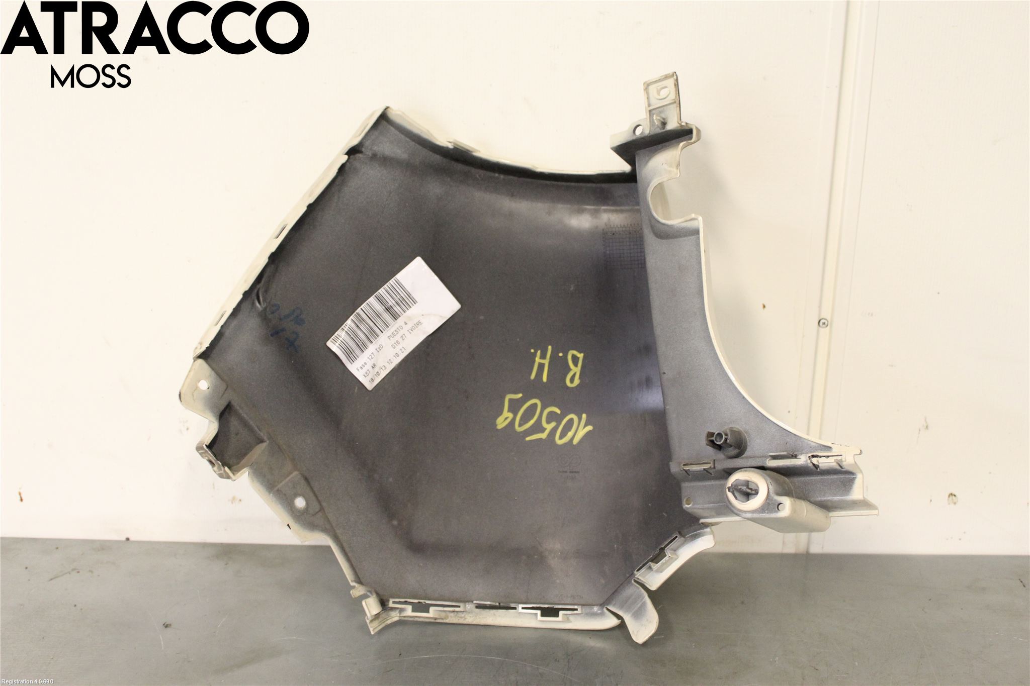 Renault CAPTUR 13-19 Støtfanger Bak Hjørne Høyre