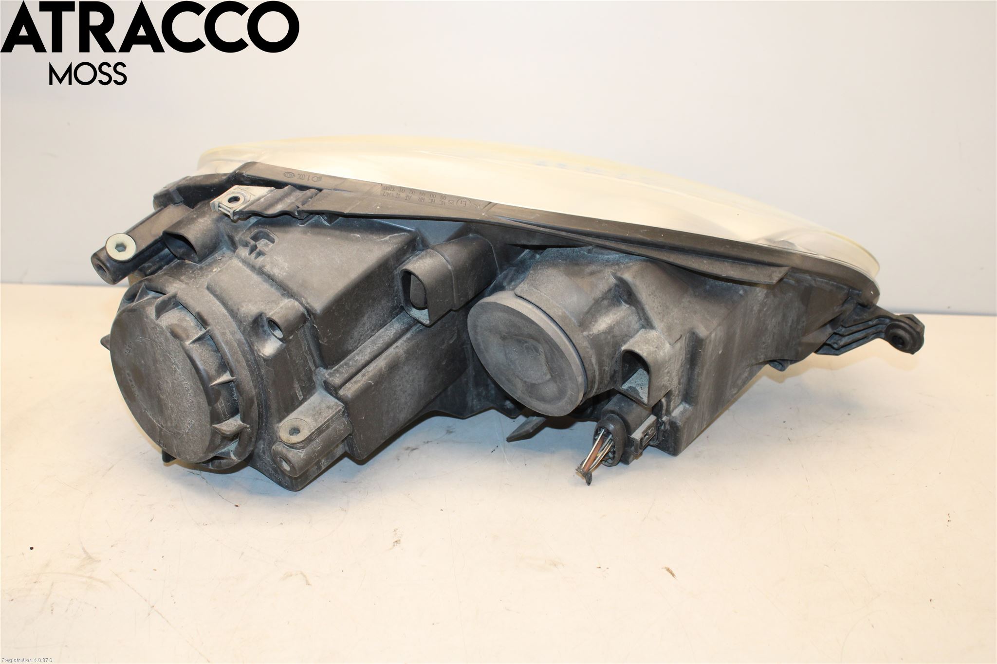 Volkswagen VW GOLF V 04-09 Frontlykt Venstre