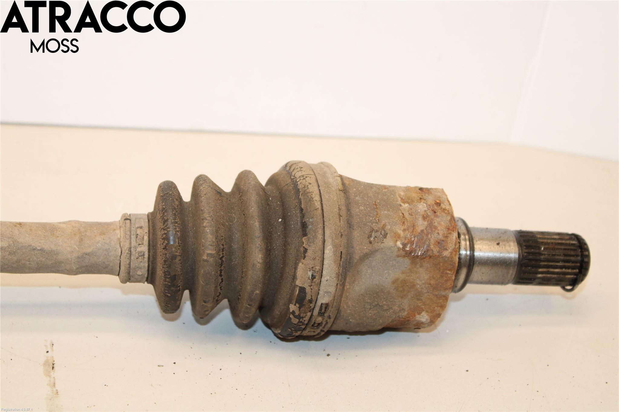 Volkswagen VW PASSAT 05-11 Drivaksel Bak Kompl Venstre