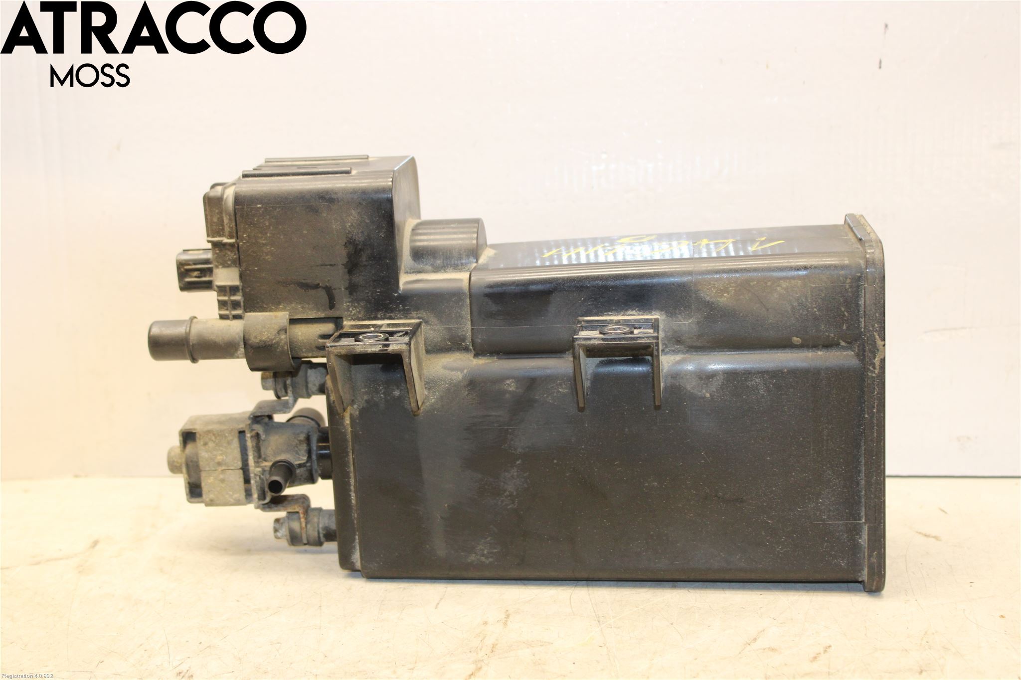 Mitsubishi OUTLANDER 13-21 Drivstoff Kolkanister