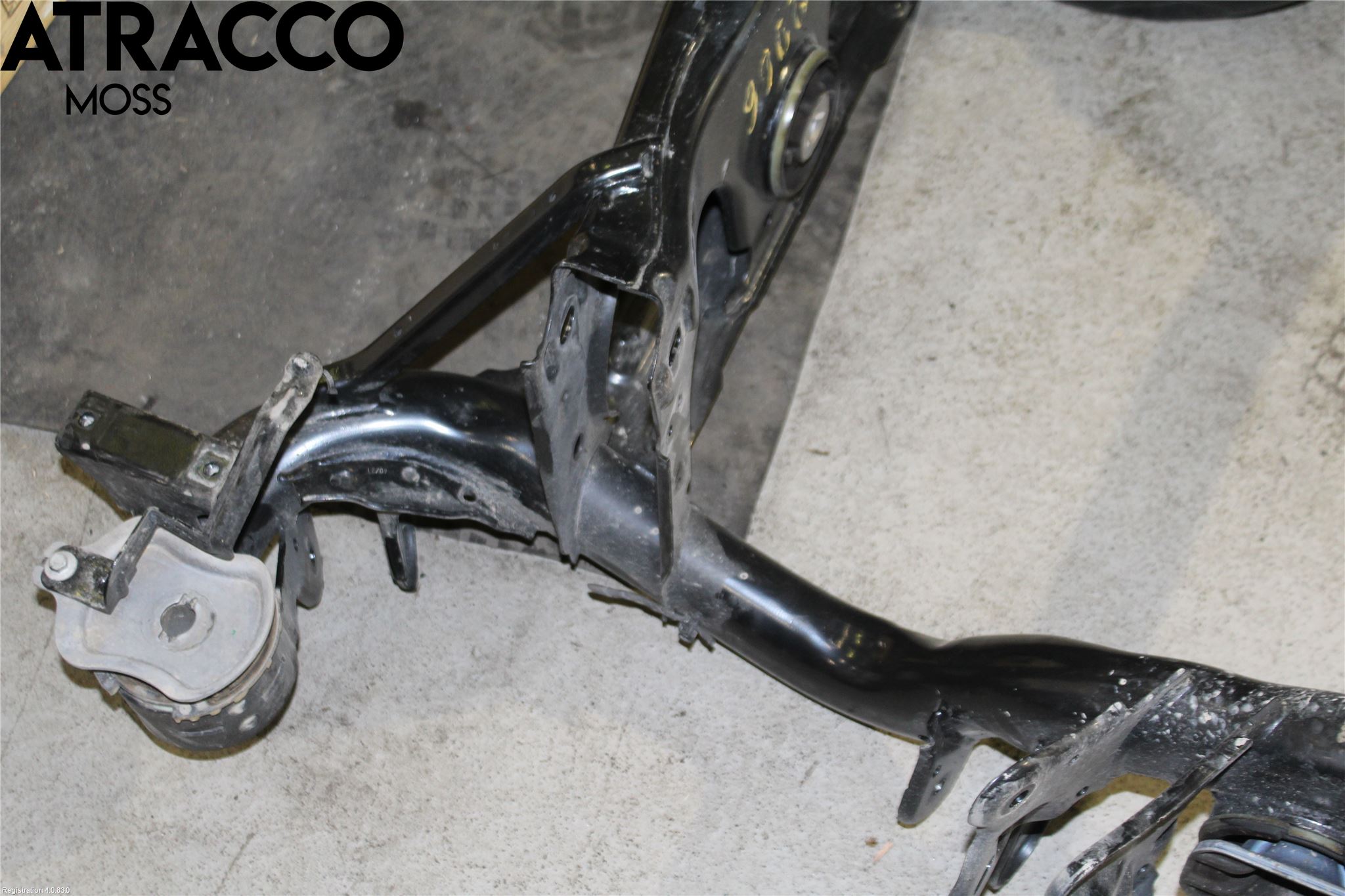 Audi Q4 E-TRON FZ 22- Bakaksel Feste Travers-Ramme