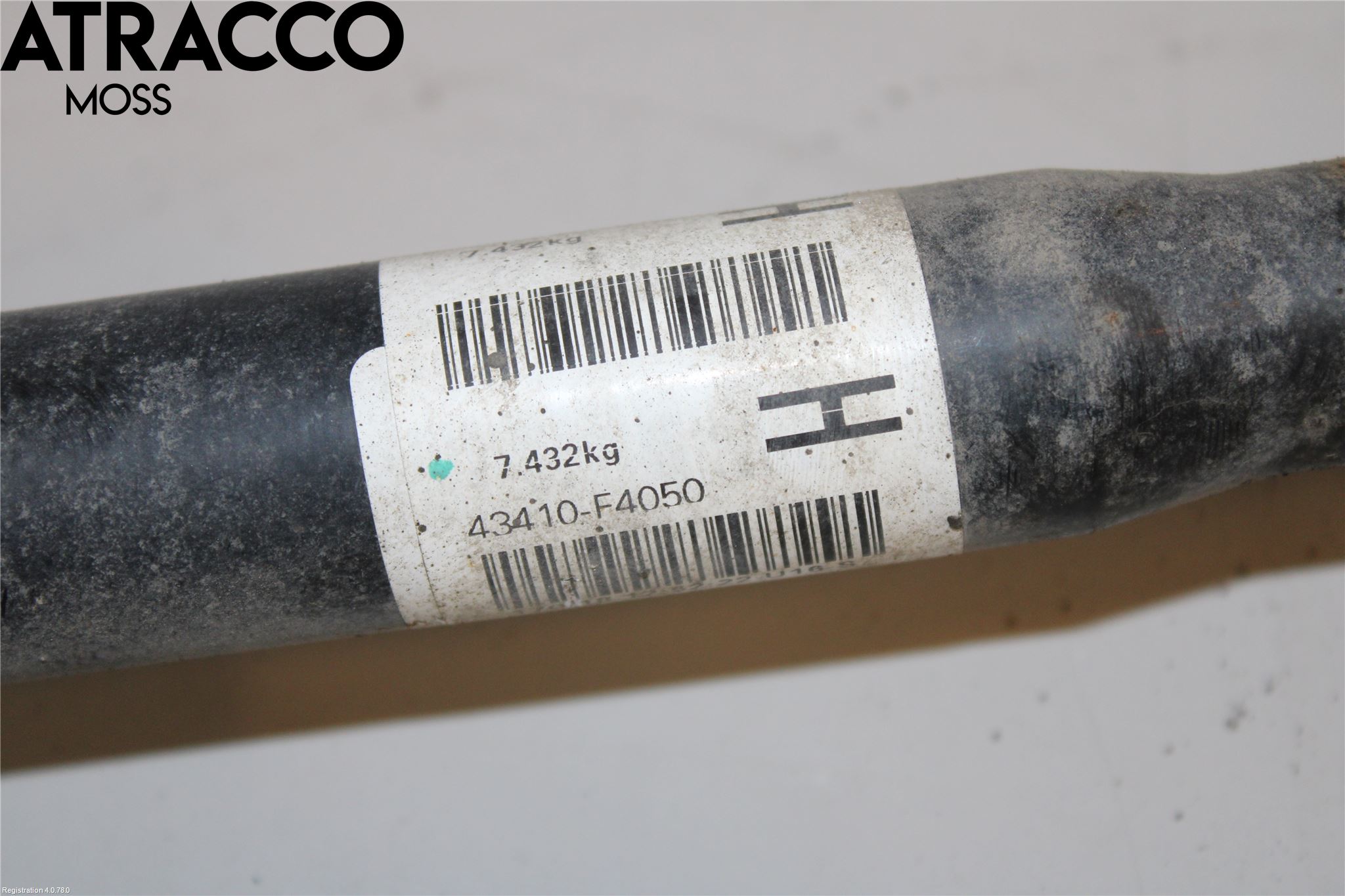 Toyota C-HR 16-23 Drivaksel Foran Kompl Høyre