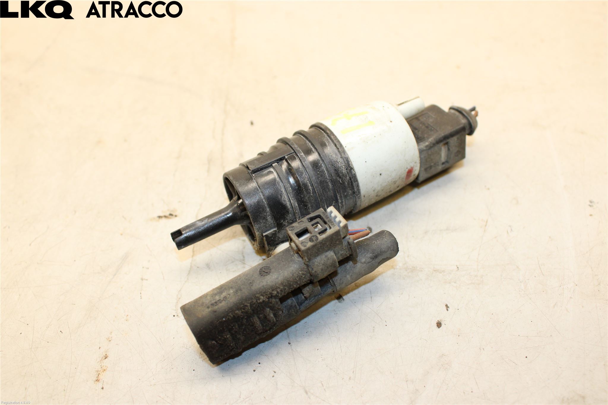 Mercedes-Benz MB C-KLASS (W205) 14-21 Spylerpumpe Frontrute
