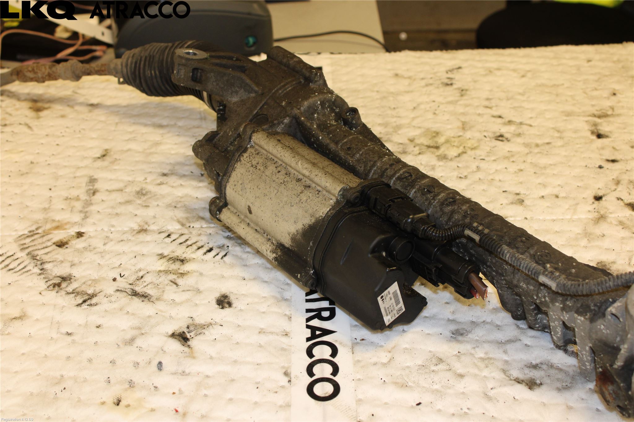 BMW 5 F10/F11/F18 09-17 Servo Snekke - Tannstang