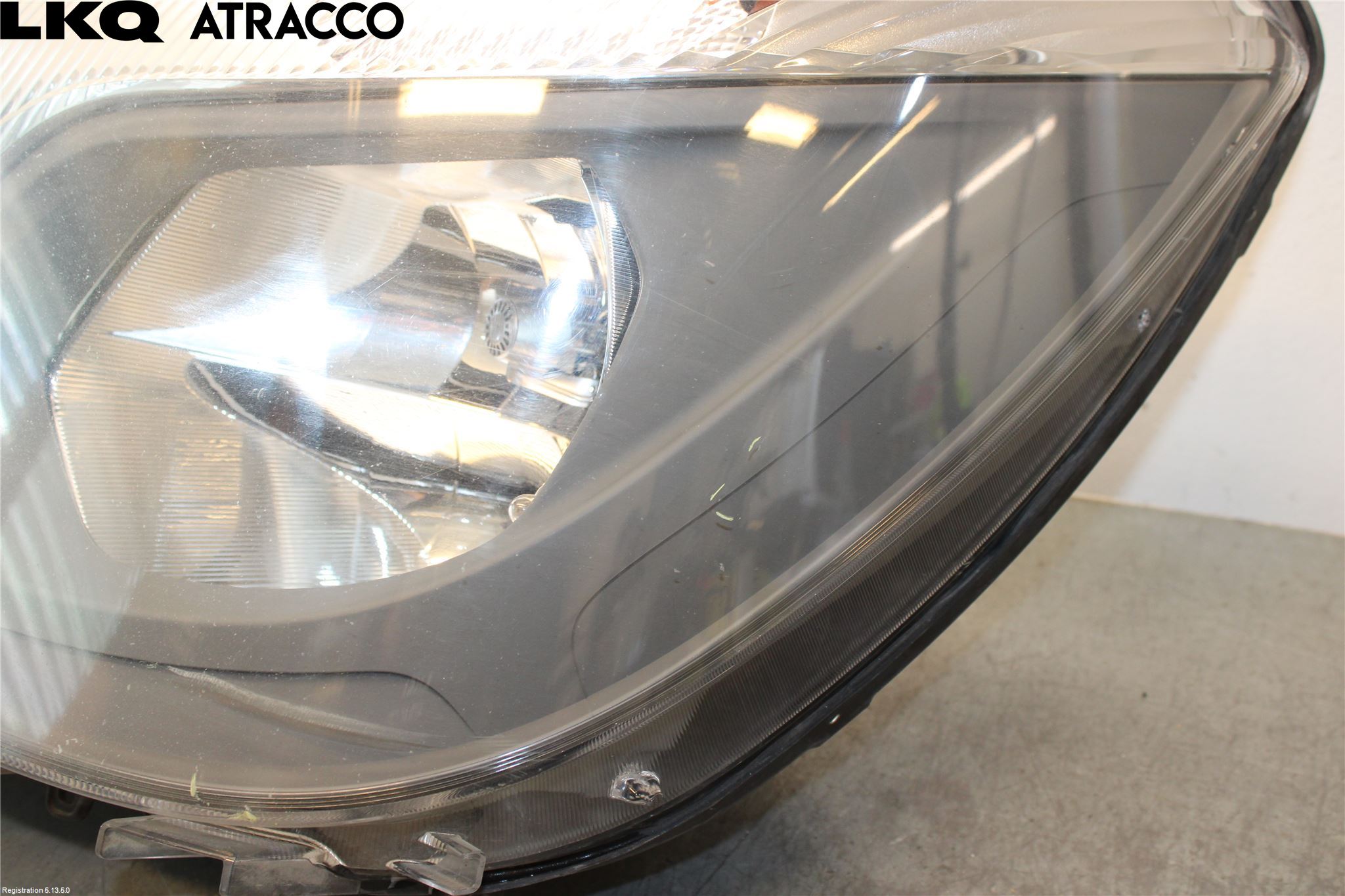 Mercedes-Benz MB SPRINTER (W906) 06-18 Frontlykt Venstre