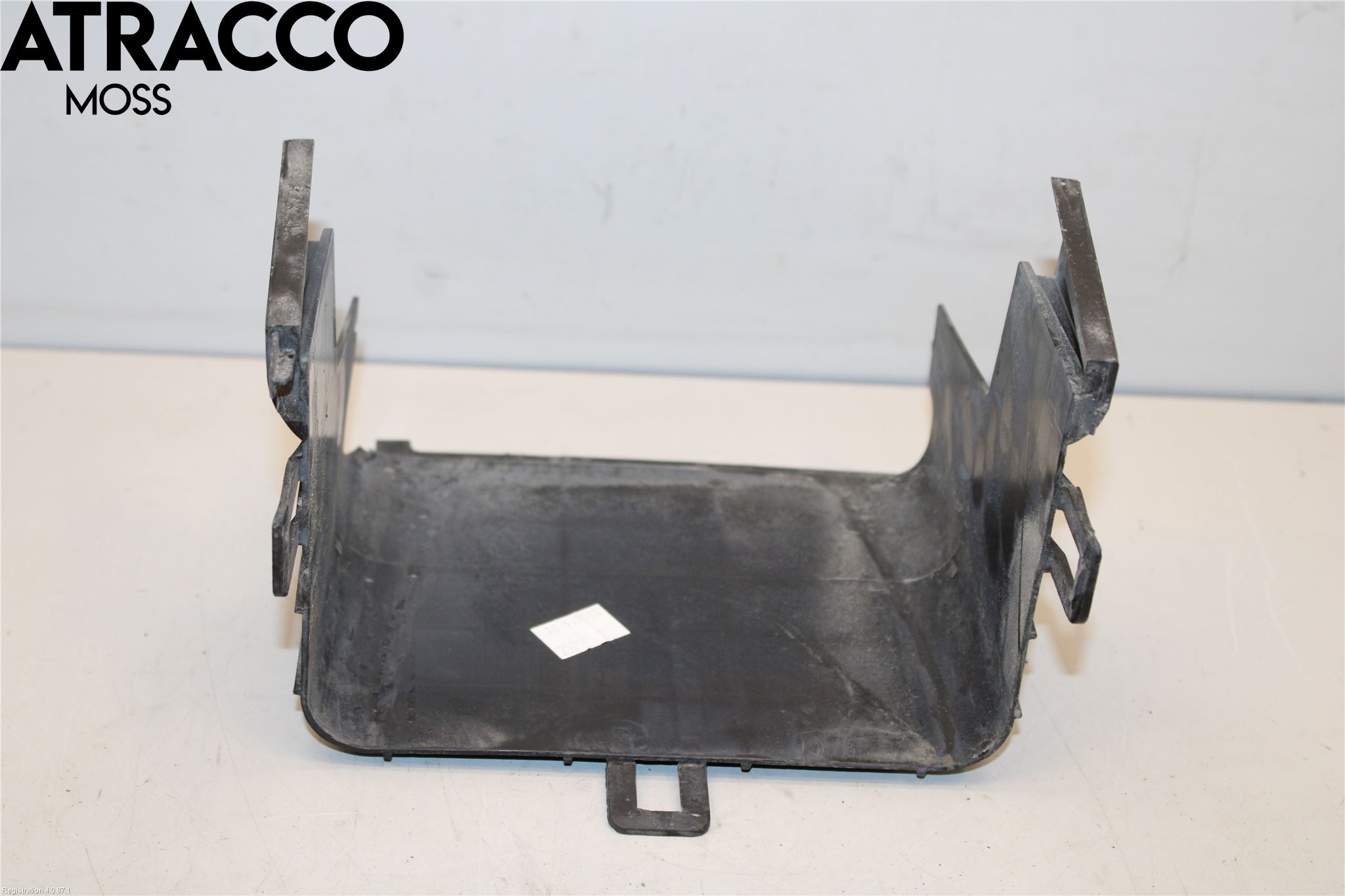 Volkswagen VW PASSAT 11-14 Batterikasse - Feste - Holder