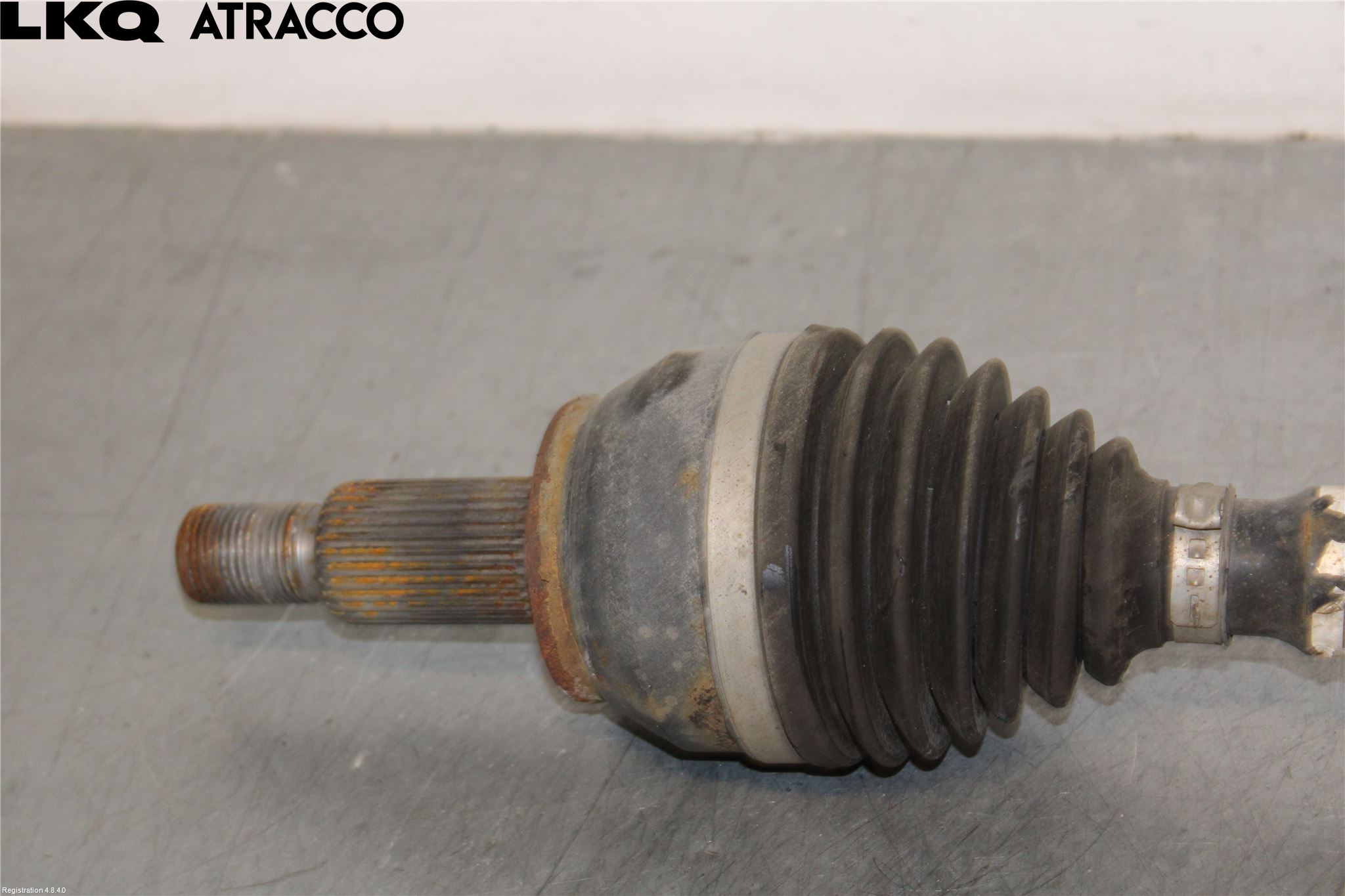 Jaguar I-PACE 18- Drivaksel Foran Kompl Høyre