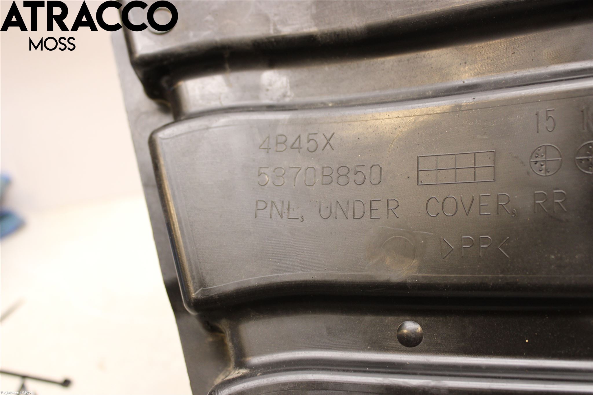 Mitsubishi OUTLANDER 13-21 Skjerm Indre