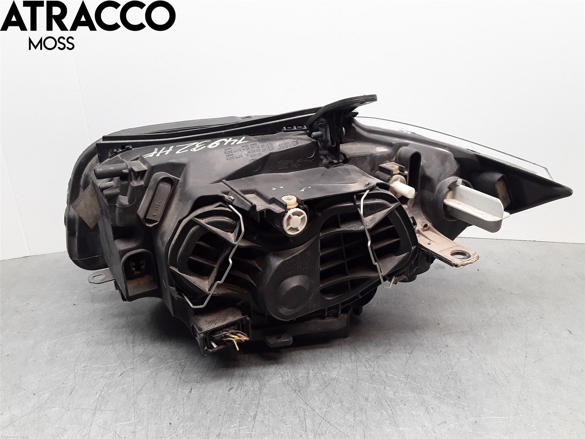 BMW 1 E87/81 5D/3D 03-11 Frontlykt Høyre