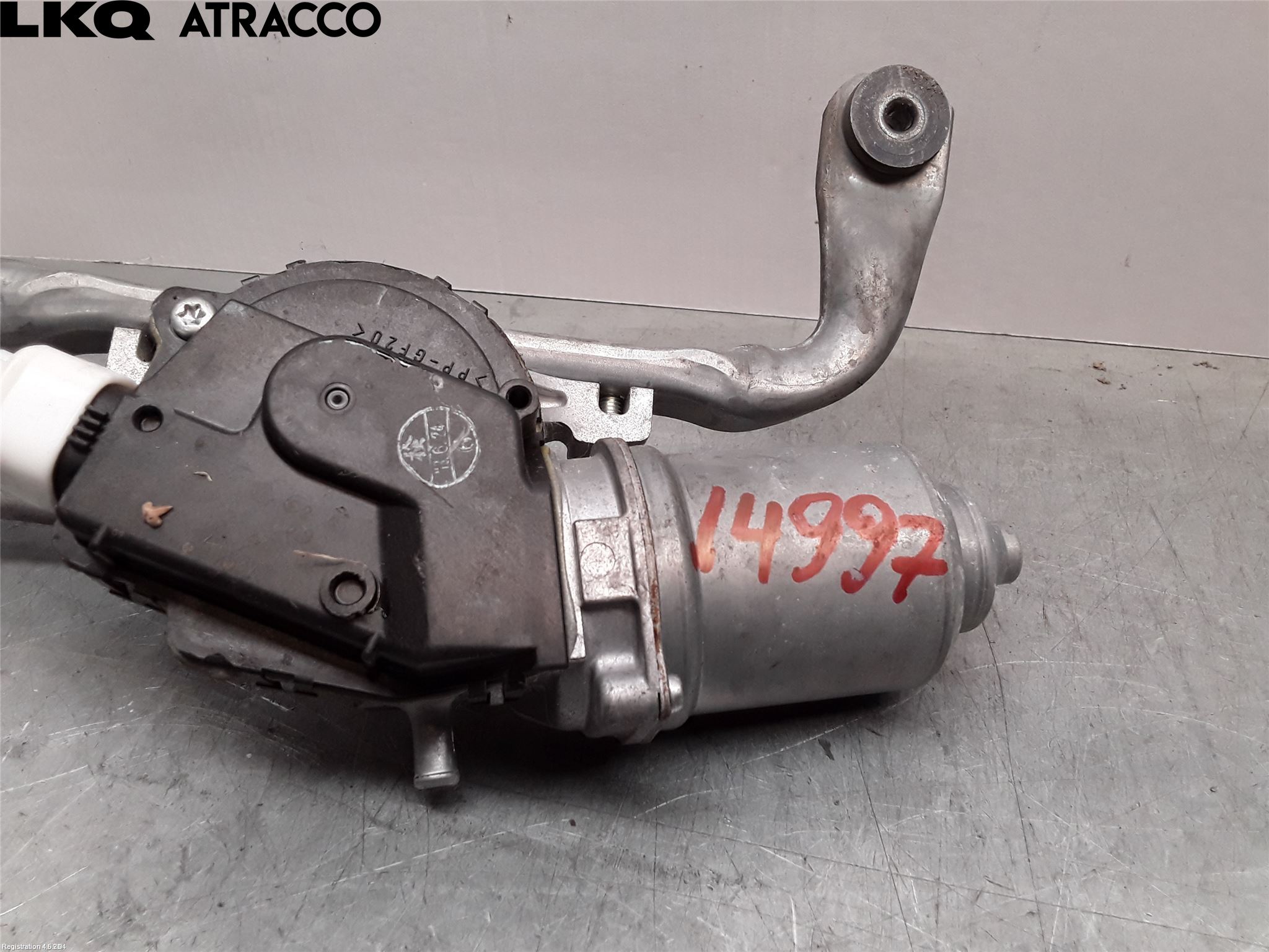 Toyota YARIS XP130 12-14 Viskermotor Frontrute