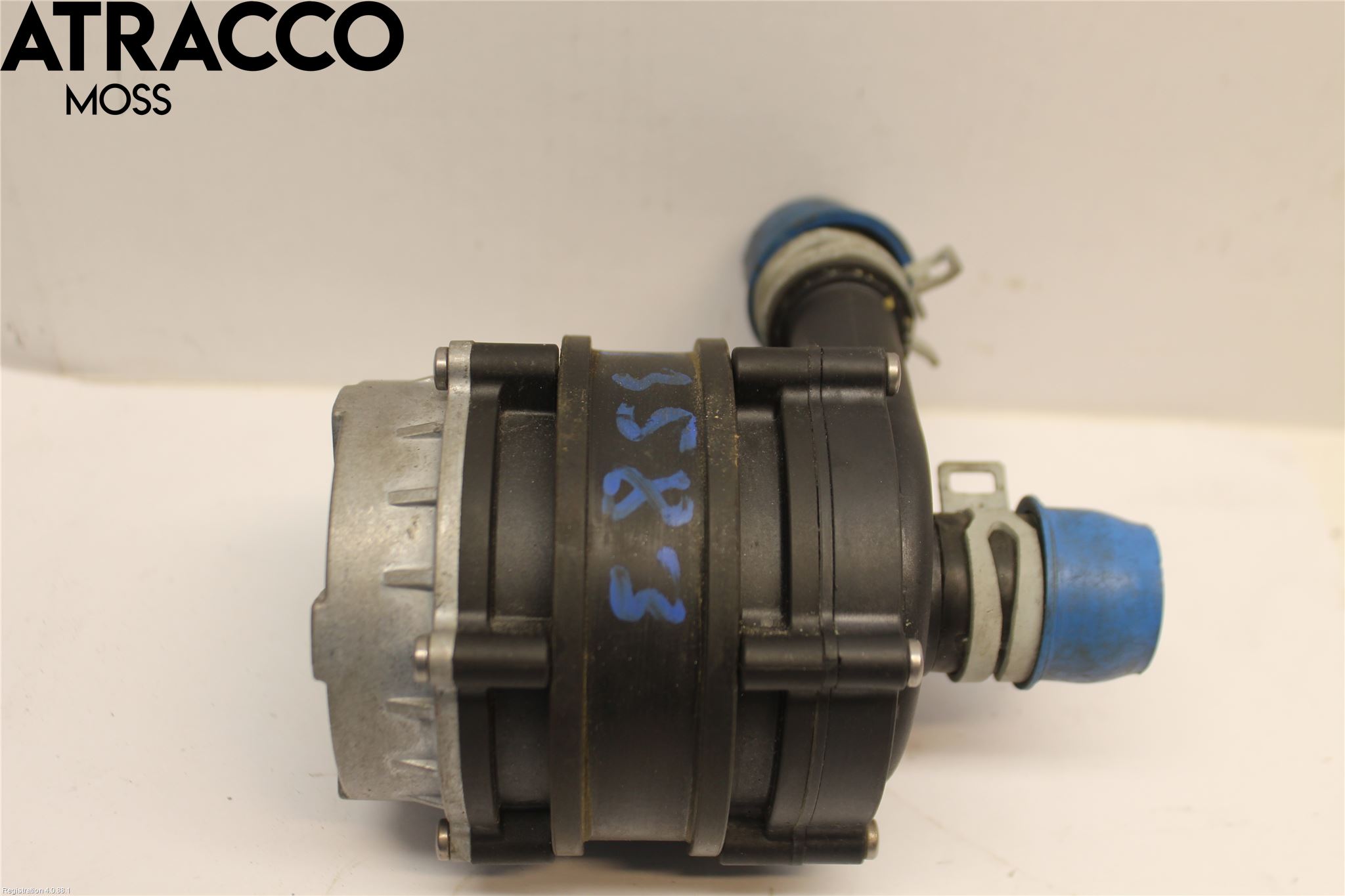 Volvo XC40/RECHARGE 18- Vannpumpe