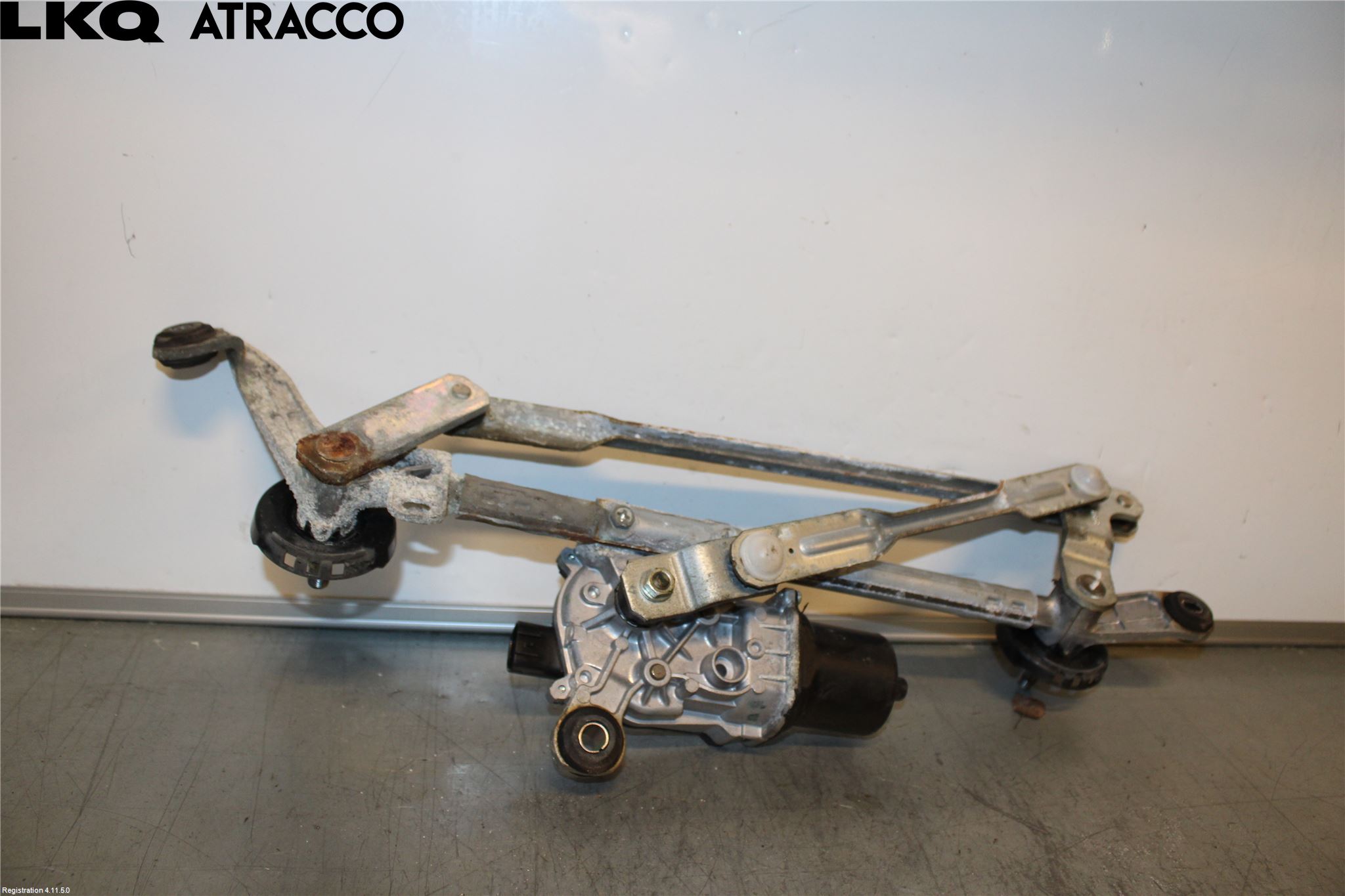 Nissan LEAF 11-17 Viskermotor Frontrute