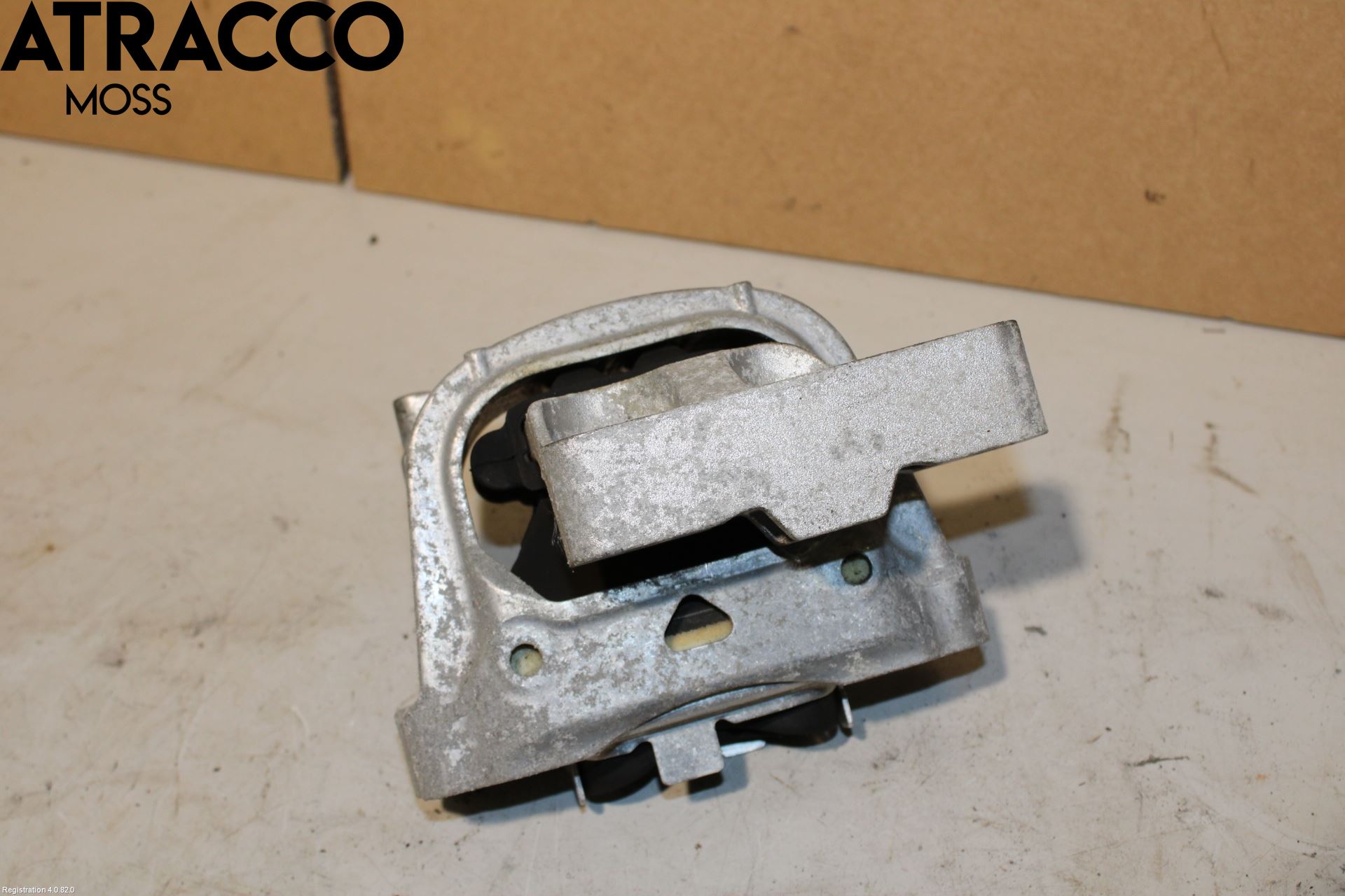 Volkswagen VW GOLF / E-GOLF VII 13-20 Motor Feste Stål-Alu