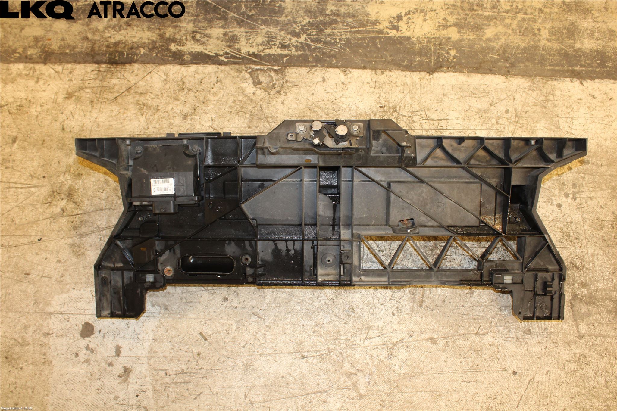 Toyota PROACE II 16- Frontplate Øvre
