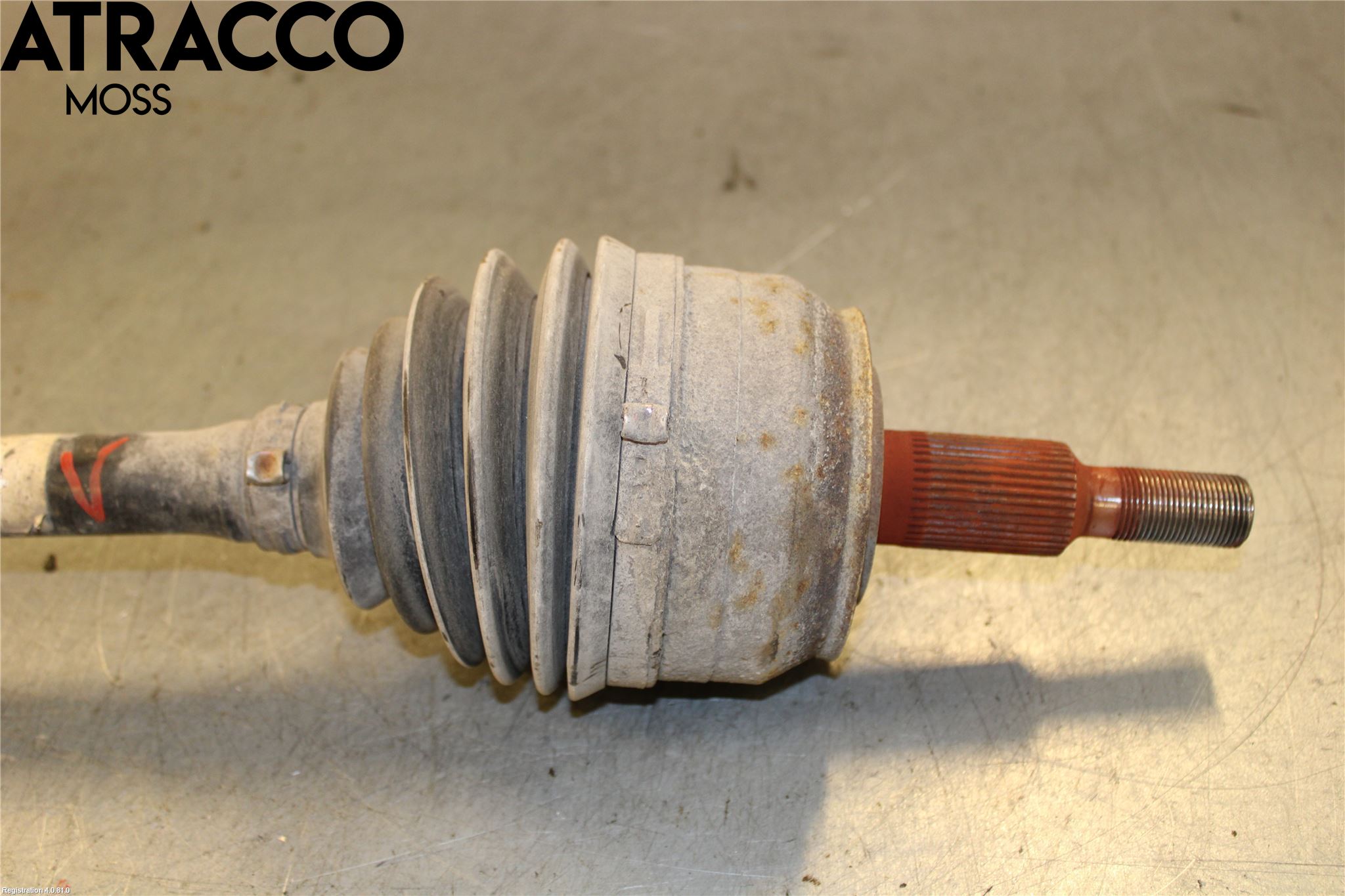 Volkswagen VW TRANSP/CARAVELLE (T5) 04-15 Drivaksel Foran Kompl Venstre