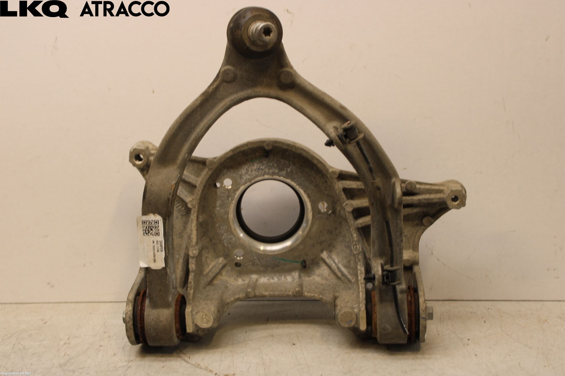 Tesla MODEL Y 21- Bærearm Foran Høyre Øvre