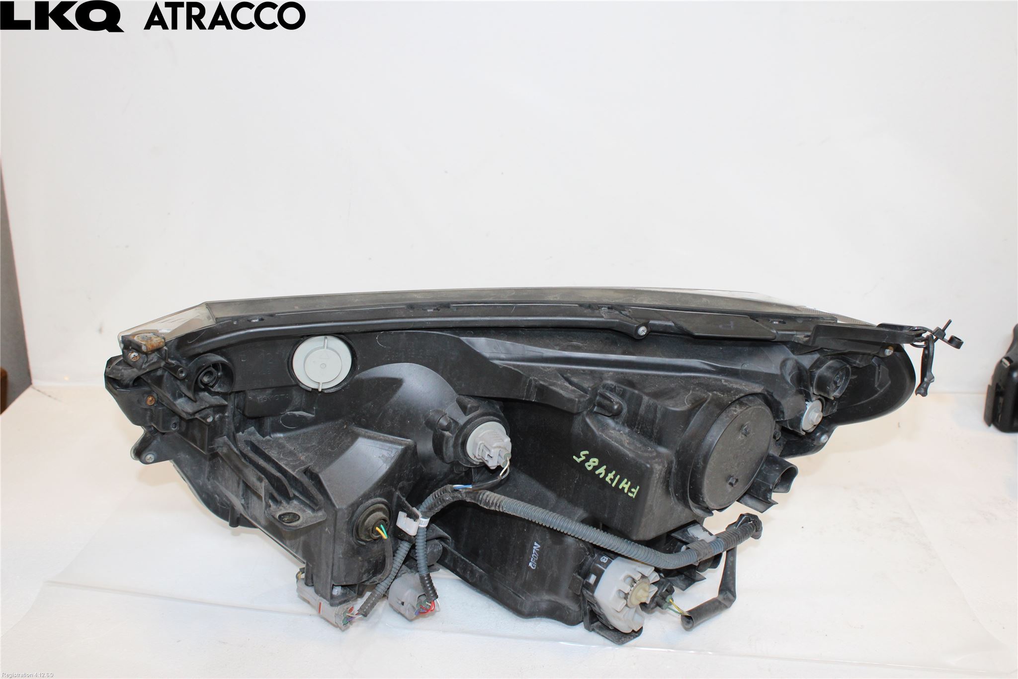 Toyota RAV4 13-18 Frontlykt Høyre