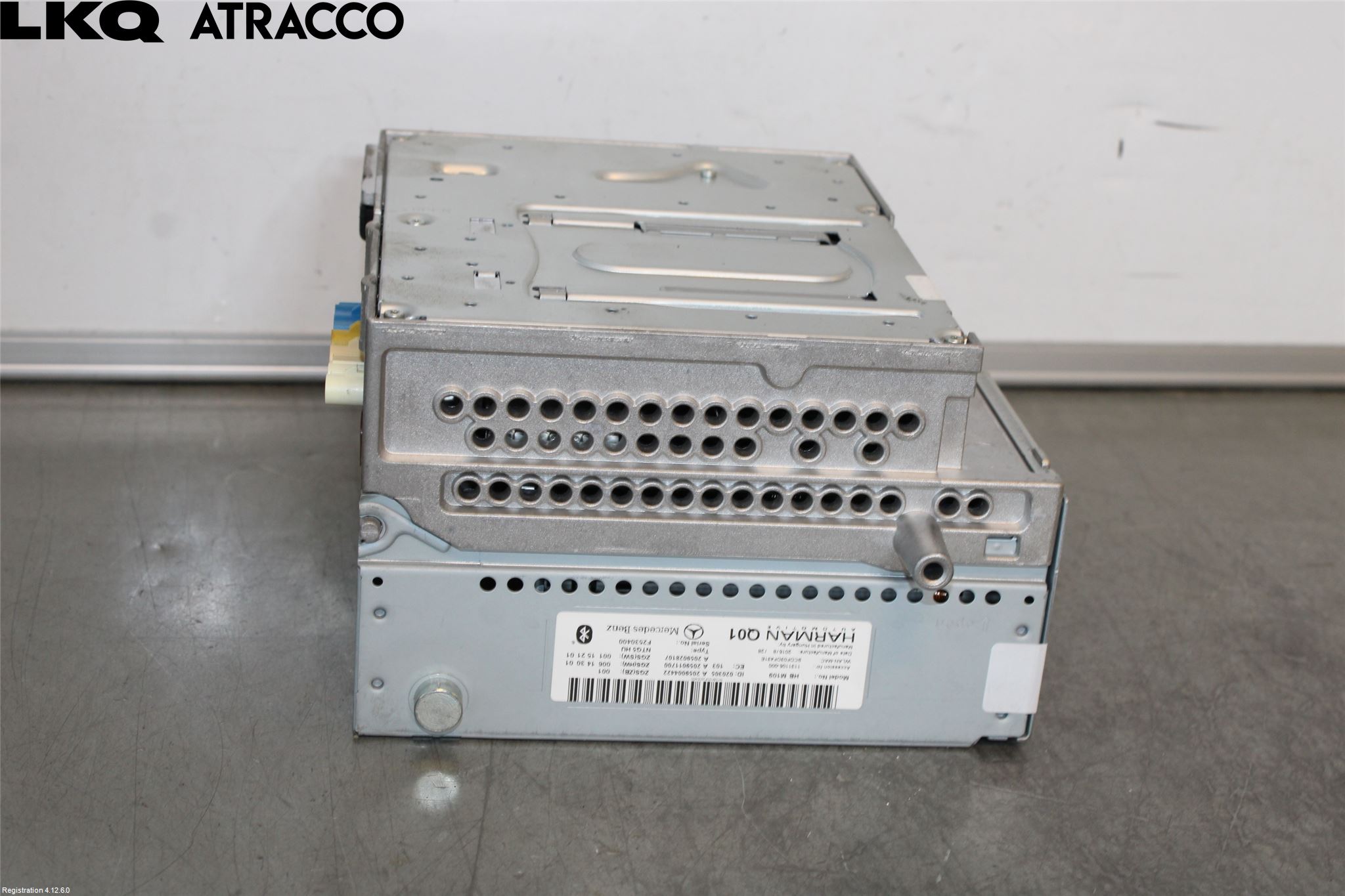 Mercedes-Benz MB C-KLASS (W205) 14-21 Stereo Radio Med Cd