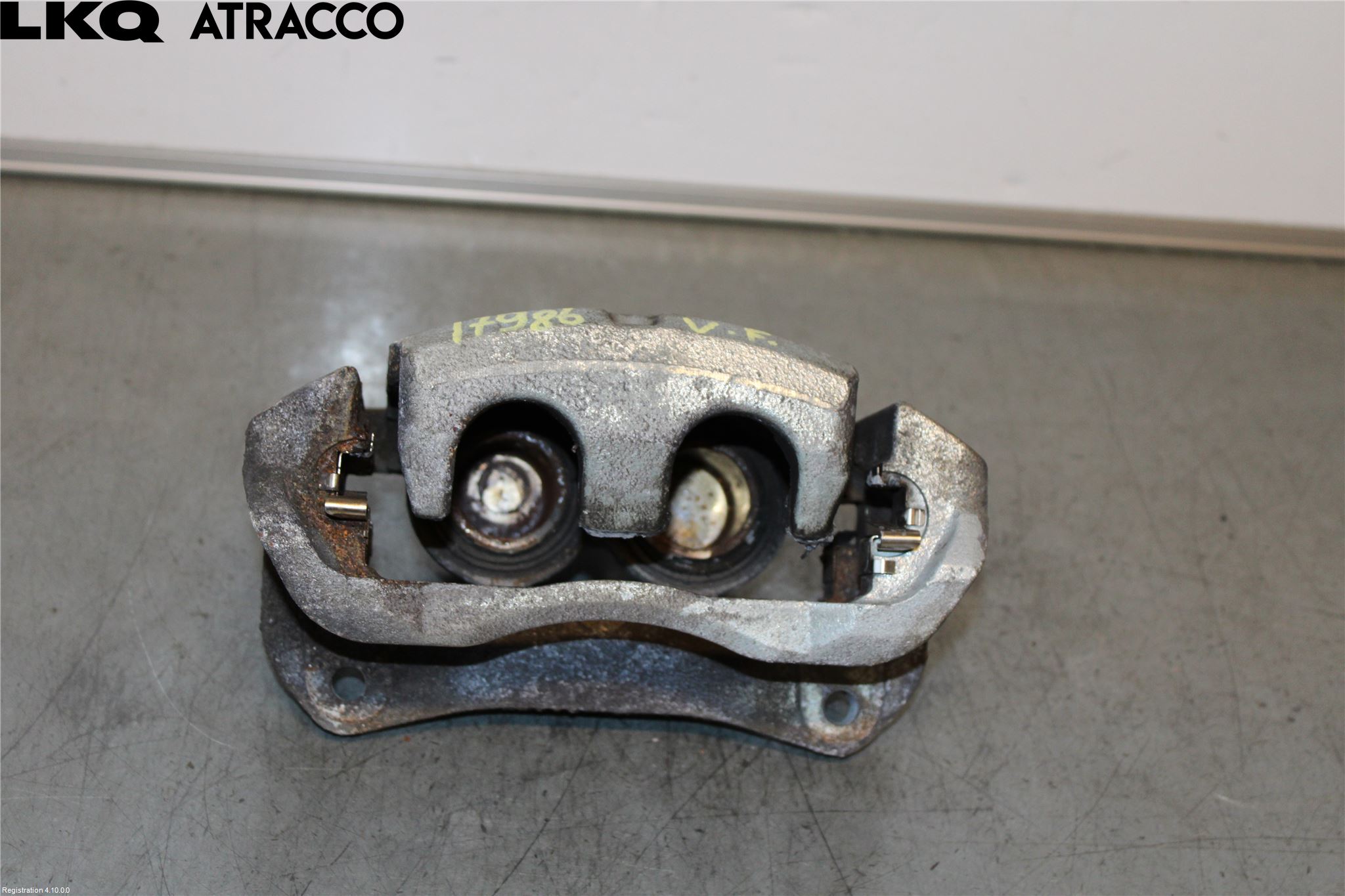 Toyota bZ4X EA10 22- Bremsecaliper Foran Venstre