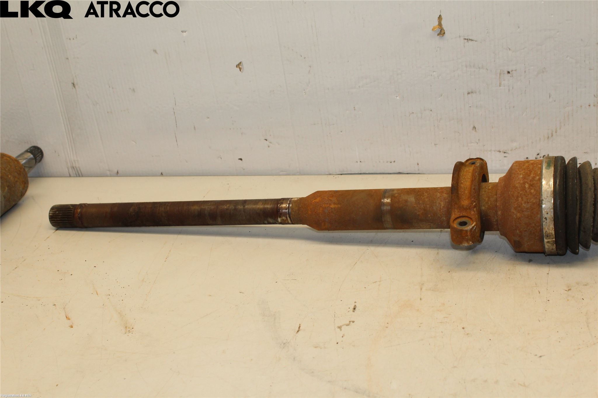 Volvo XC60 09-13 Drivaksel Foran Kompl Høyre