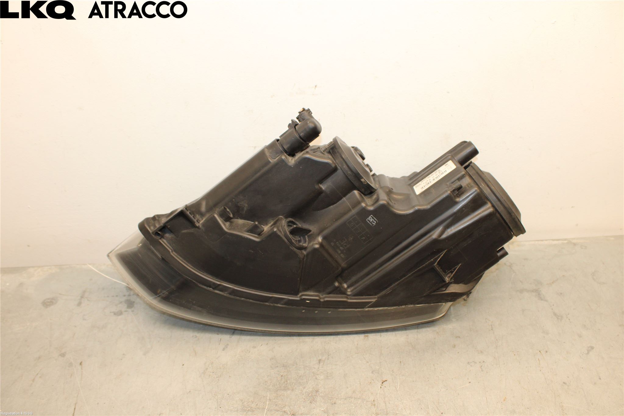 Volkswagen VW POLO 10-17 Frontlykt Hus Høyre