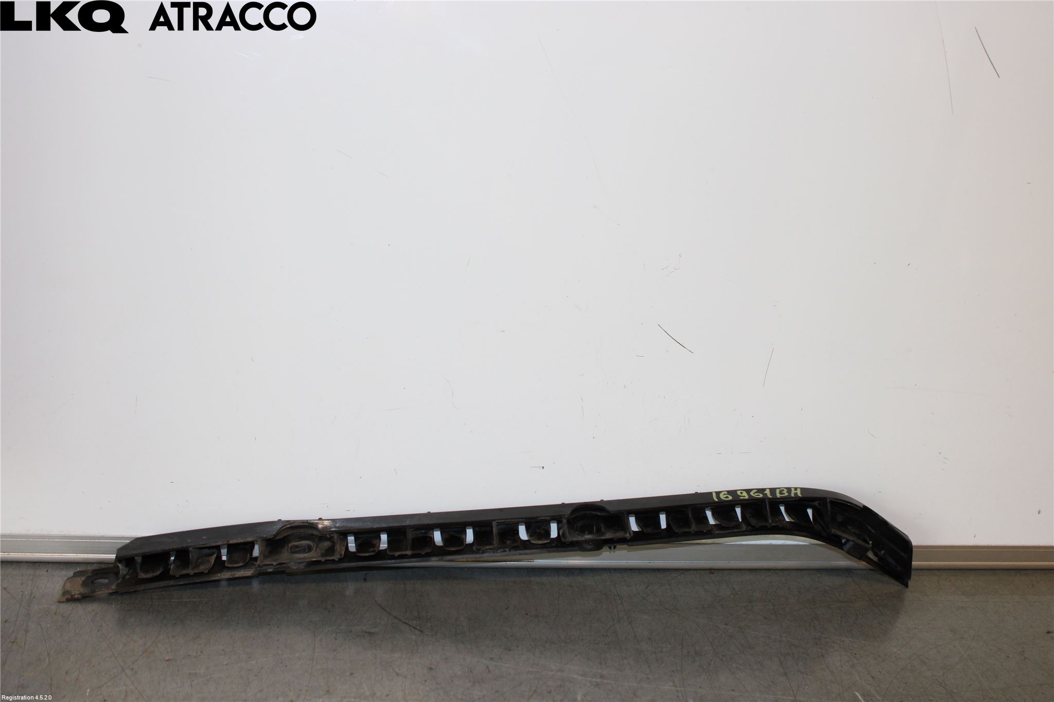 Mercedes-Benz MB E-KLASS (W212) 09-16 Støtfanger Bak Feste