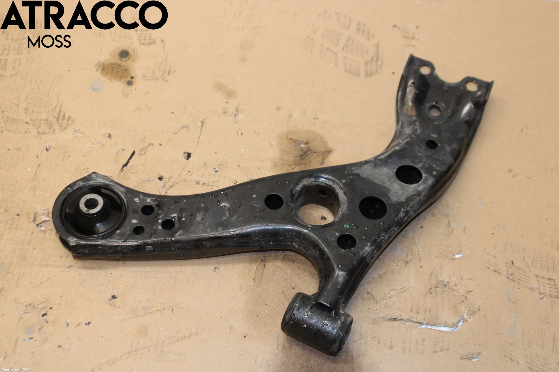 Toyota C-HR 16-23 Bærearm Foran Høyre Nedre