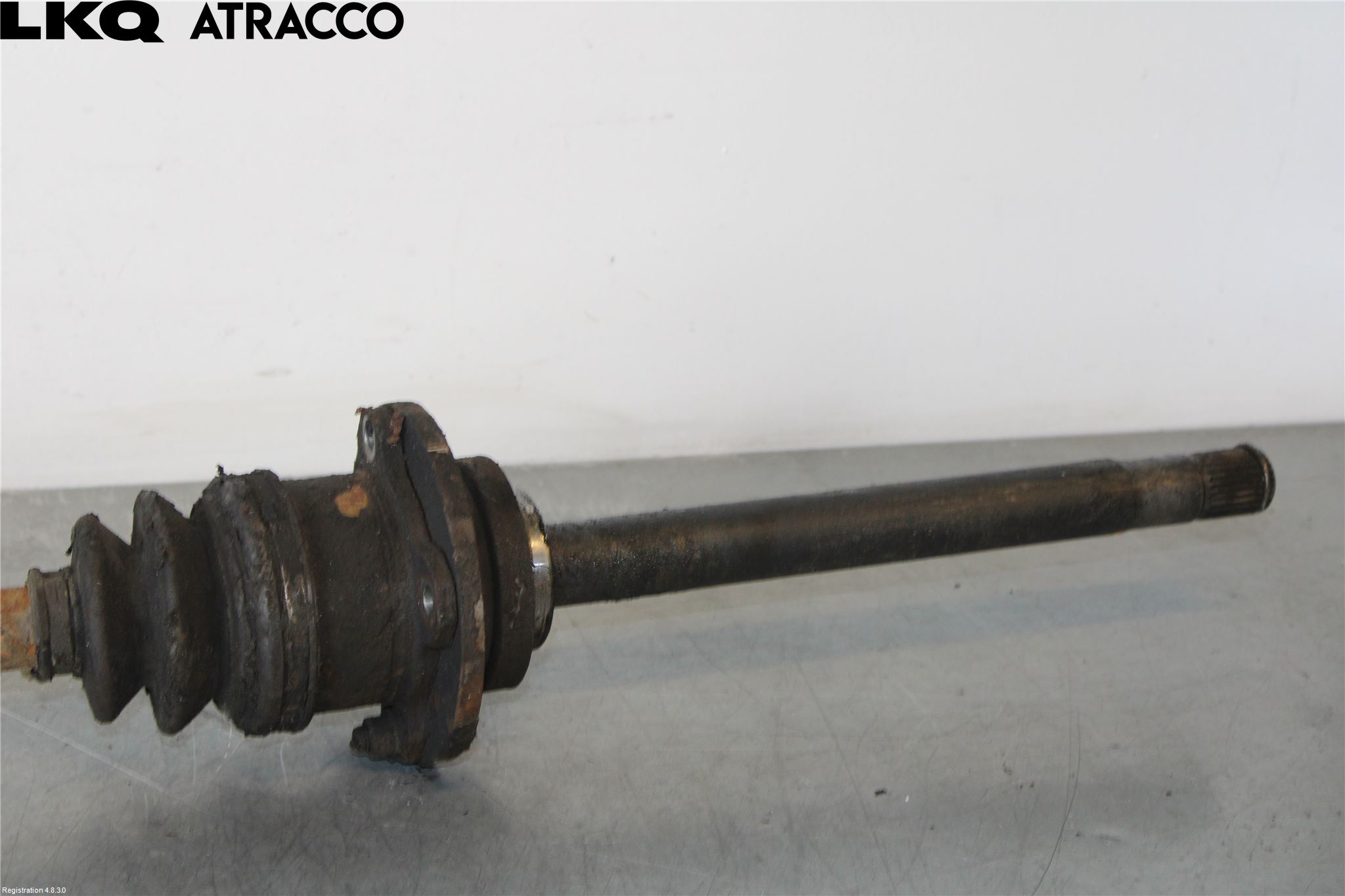 Mitsubishi L200 06-15 Drivaksel Foran Kompl Høyre