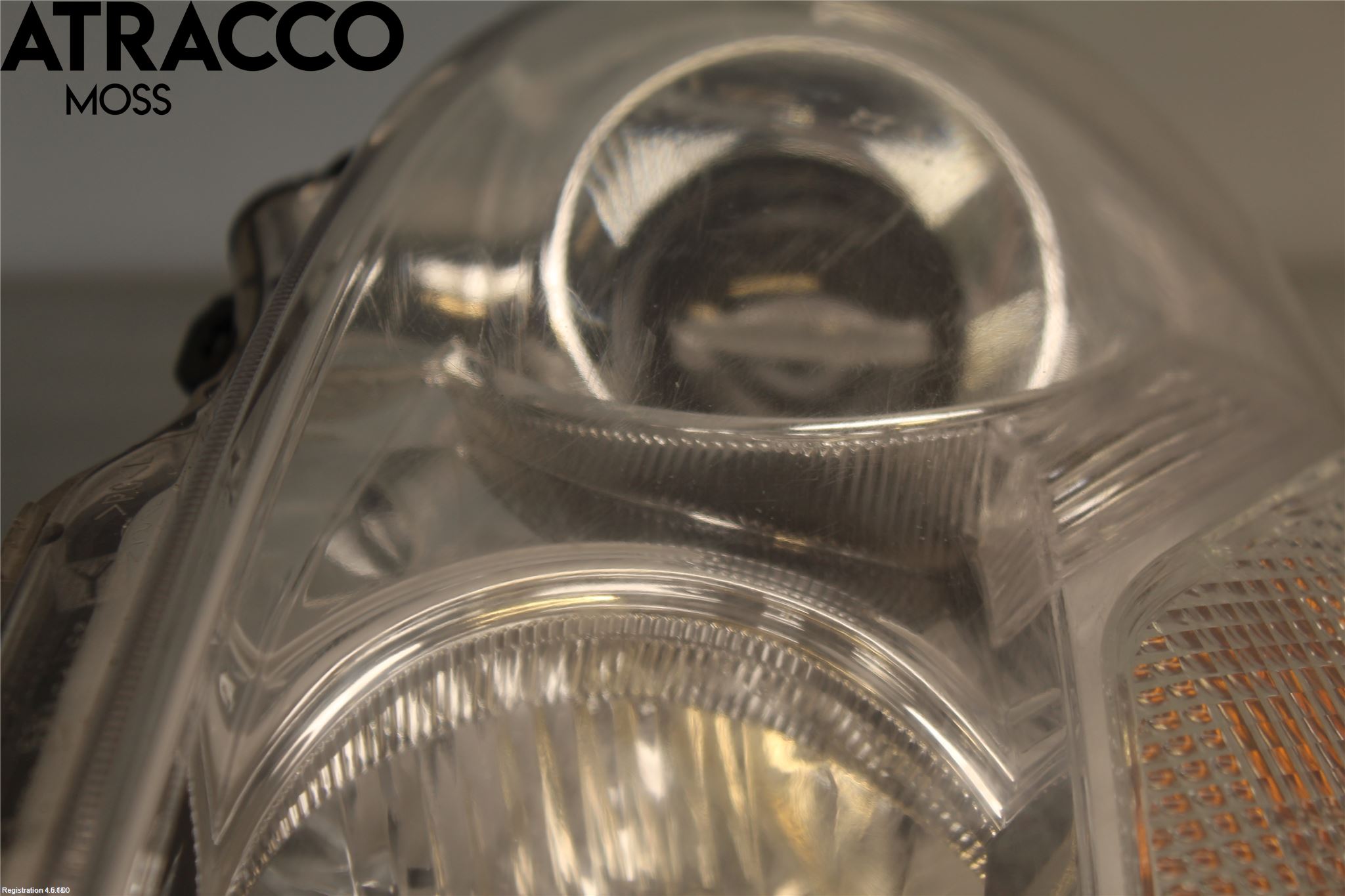 Peugeot iOn Frontlykt Venstre