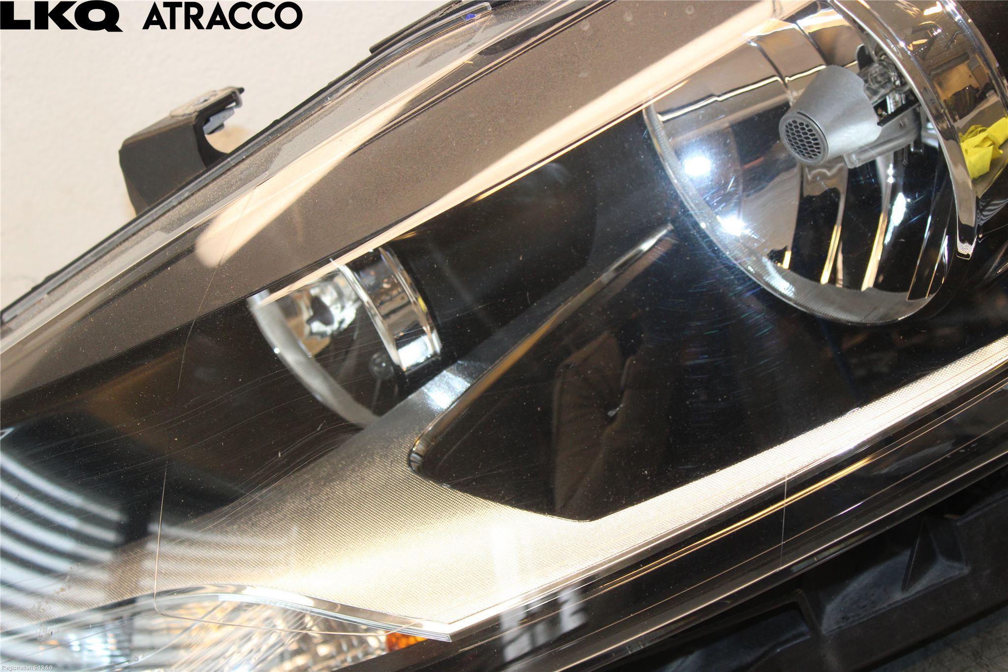 Volkswagen VW POLO 10-17 Frontlykt Venstre