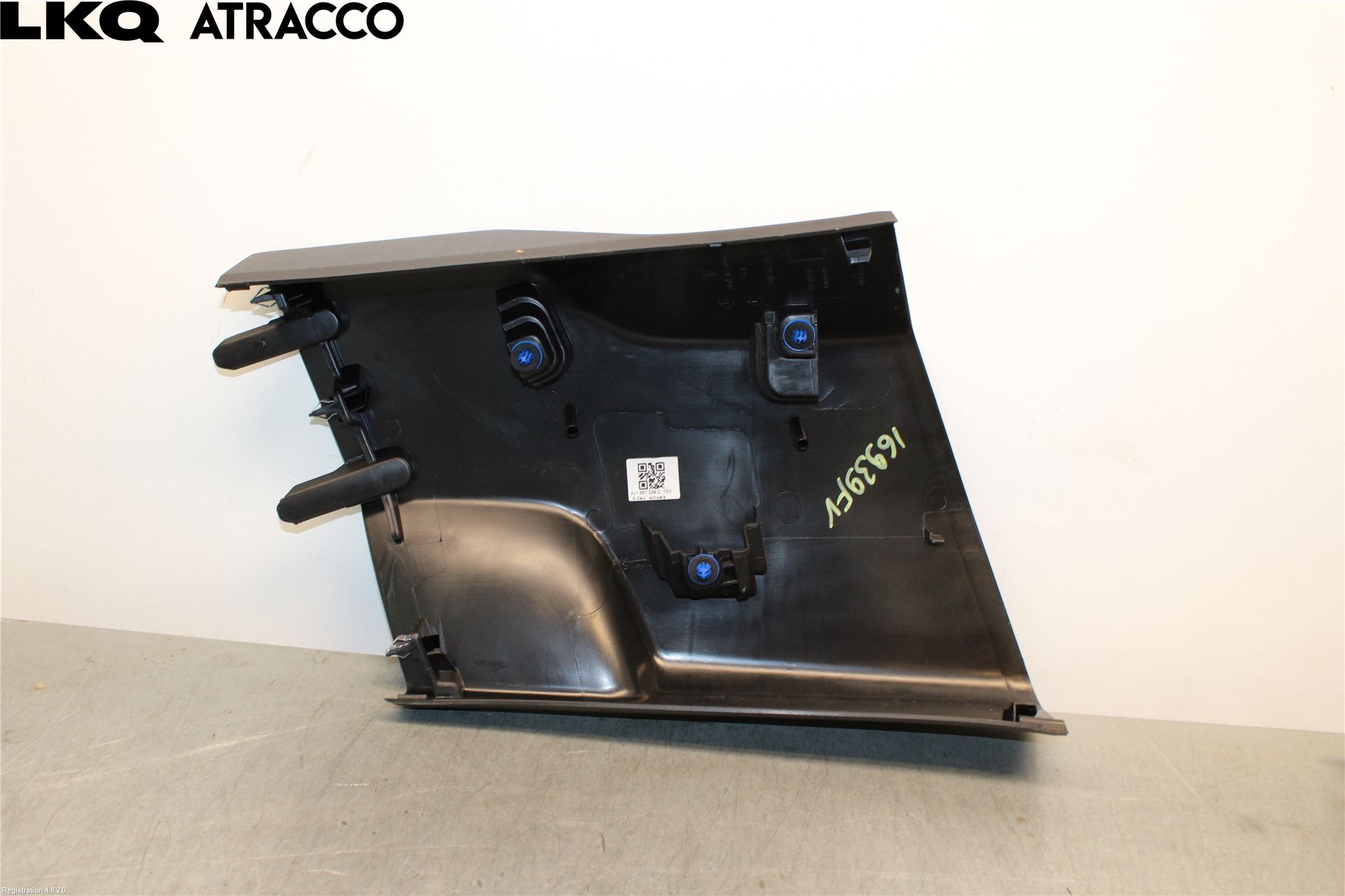 Porsche TAYCAN 20- Innr Dekor Instrbord