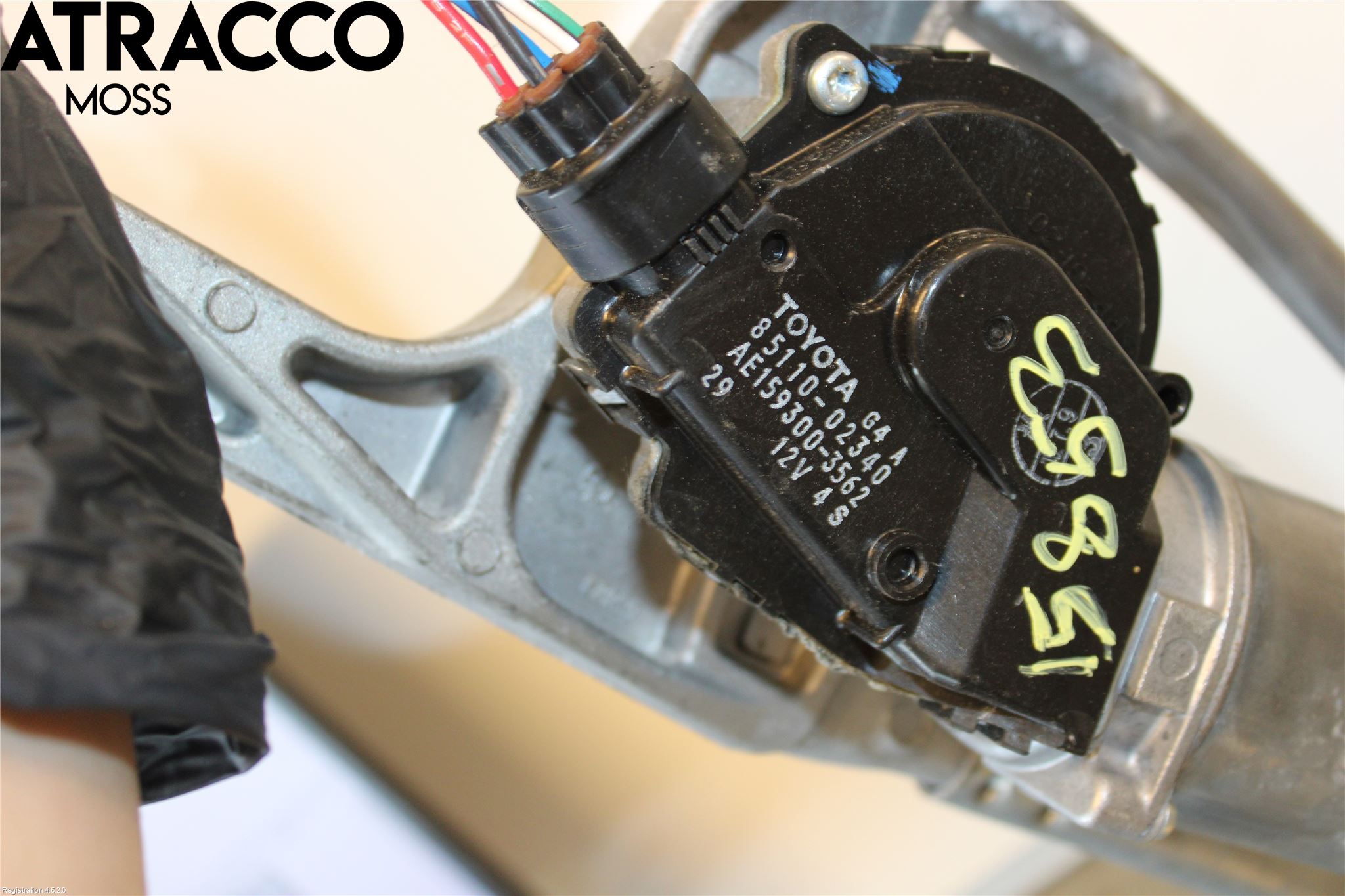 Toyota AURIS 13-19 Viskermotor Frontrute